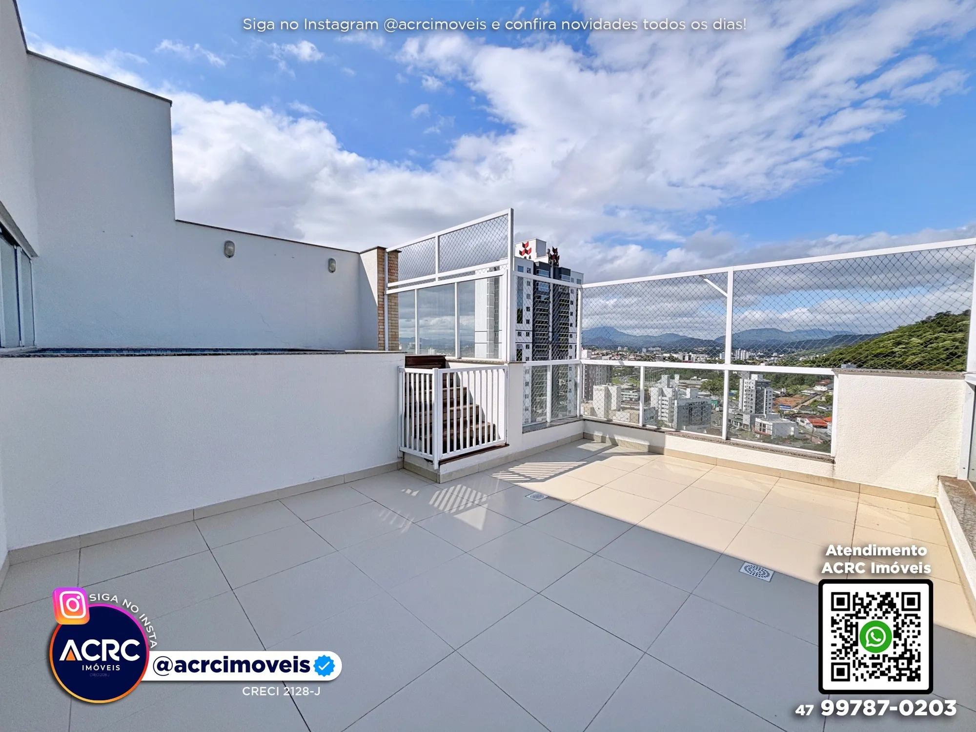 ACRC Imóveis - AP09496 - Cobertura com piscina privativa a Venda no Bairro Itoupava Seca — foto 3