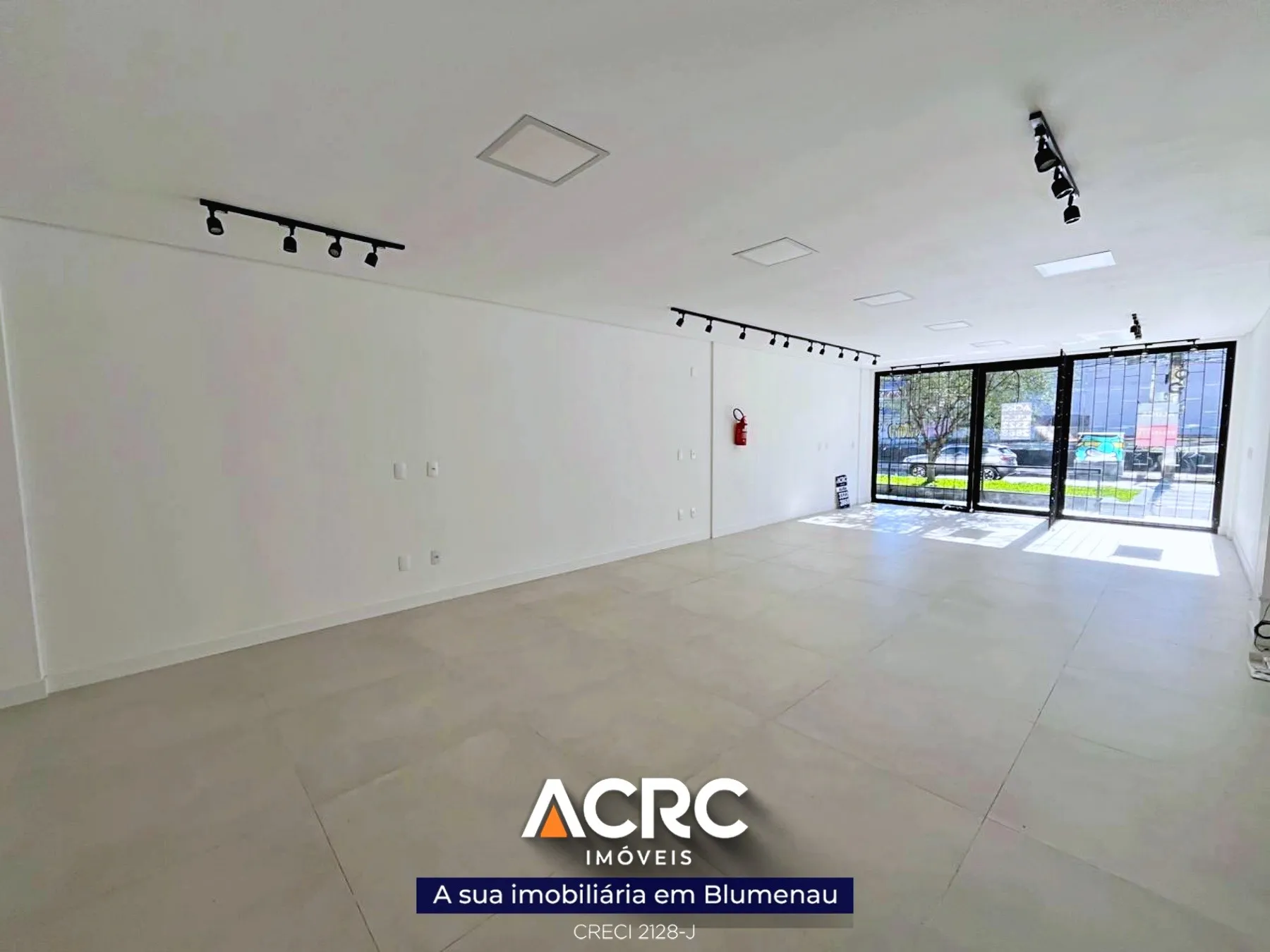 ACRC Imóveis - SA01291 - Sala Comercial para Locação no Bairro Vila Nova em Blumenau. — foto 4
