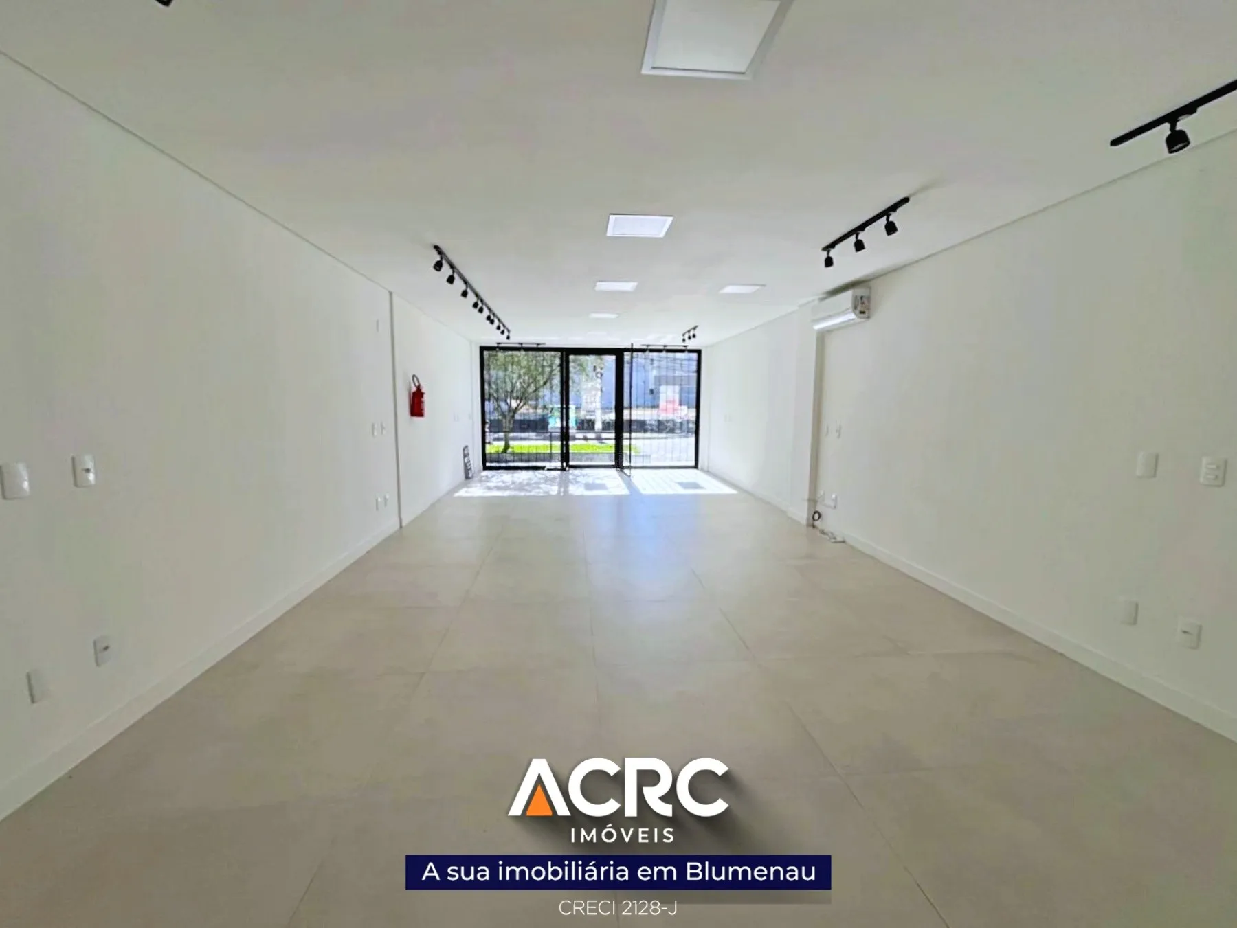 ACRC Imóveis - SA01291 - Sala Comercial para Locação no Bairro Vila Nova em Blumenau. — foto 5