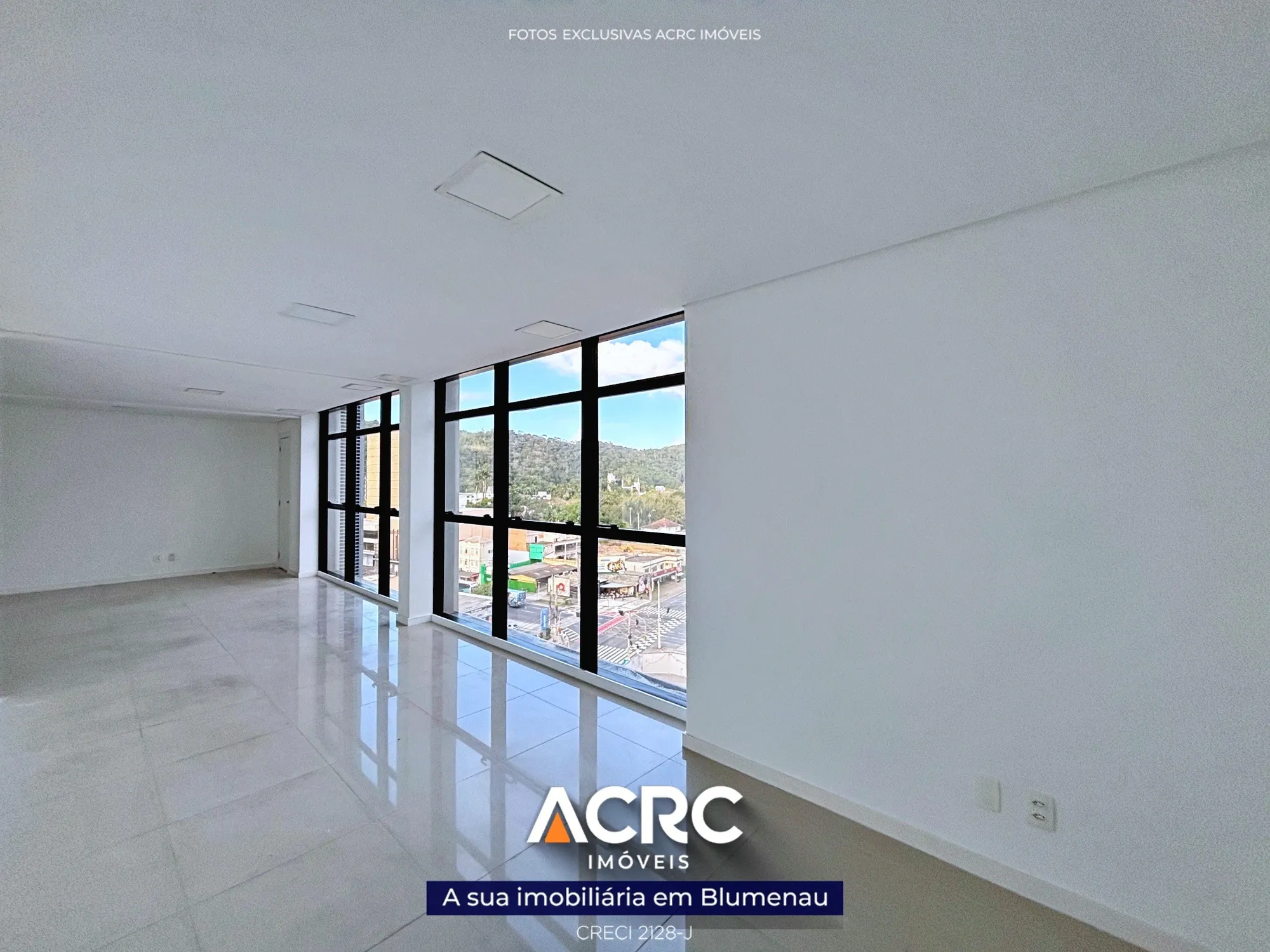 ACRC Imóveis - SA01290 - Sala Comercial para Locação no Bairro Jardim Blumenau — foto 4