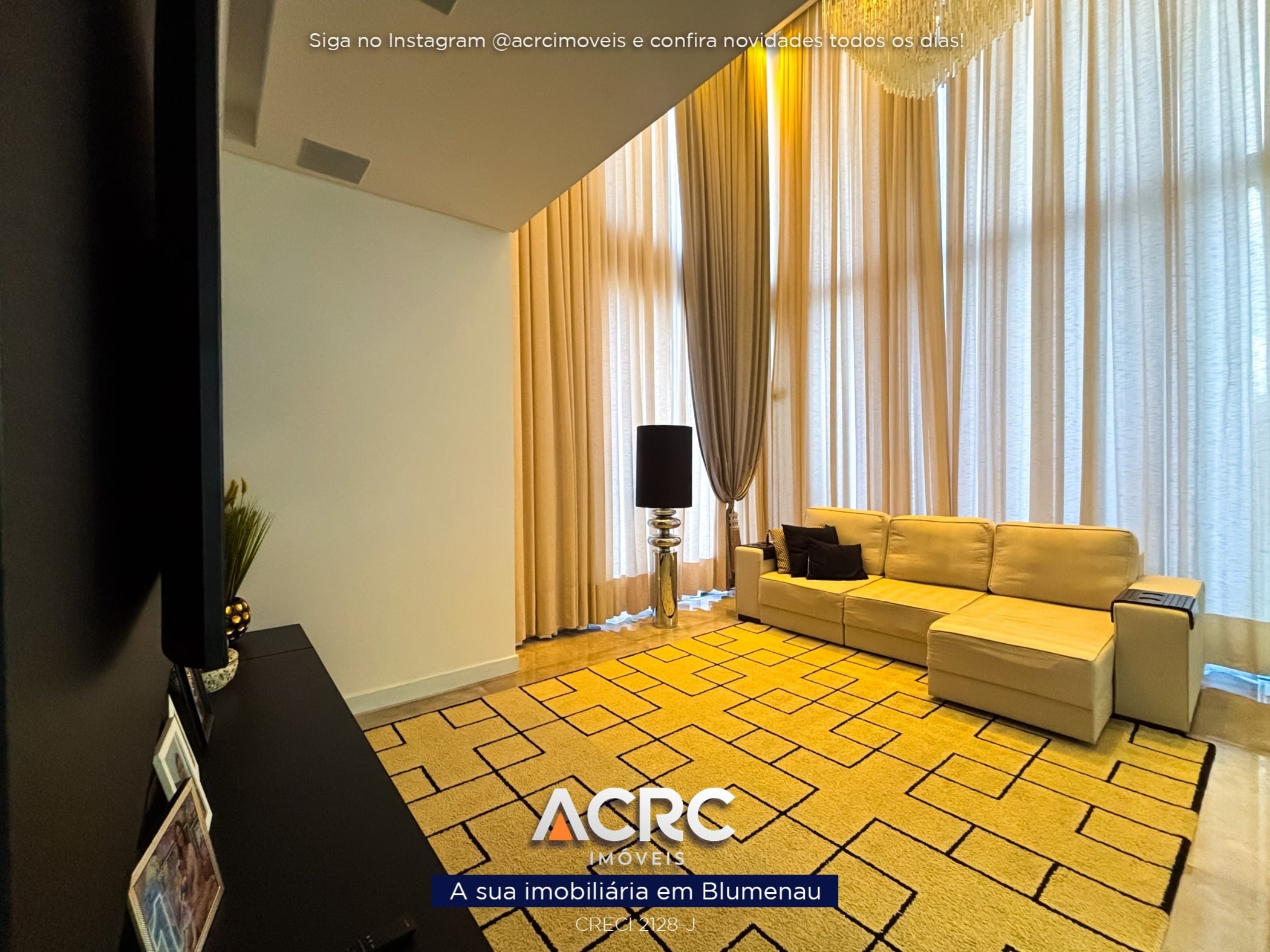 Casa · à venda · 3 quartos · 420m² · Itoupava Central, Blumenau