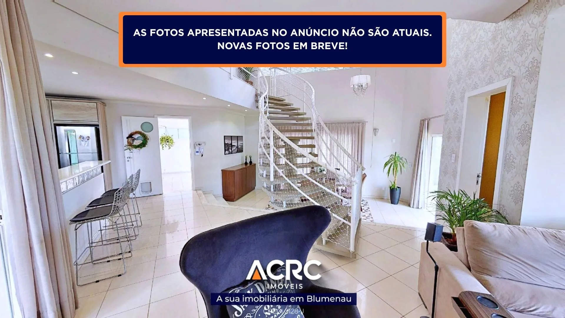 ACRC Imóveis - CA03486 - Casa a Venda no Bairro Velha em Blumenau - foto 1