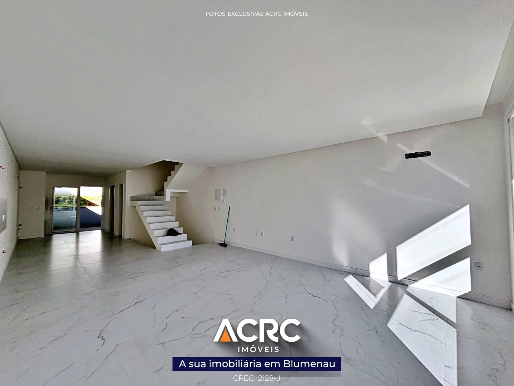 ACRC Imóveis - CA03480 - Sobrado de 03 andares a Venda no Bairro Vila Nova — foto 4