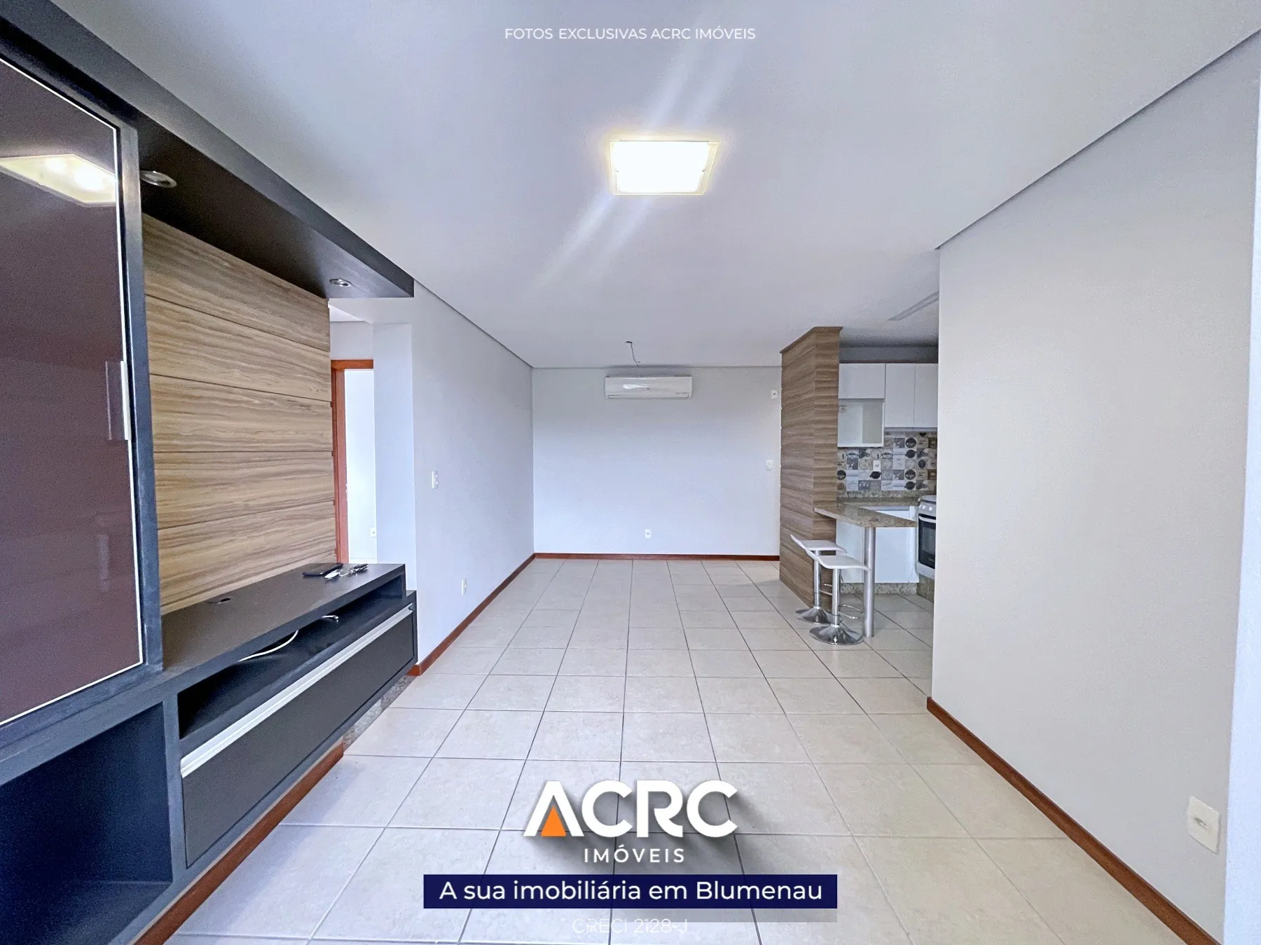 ACRC Imóveis - AP09348 - Apartamento no último andar para Venda no Bairro Água Verde. — foto 4