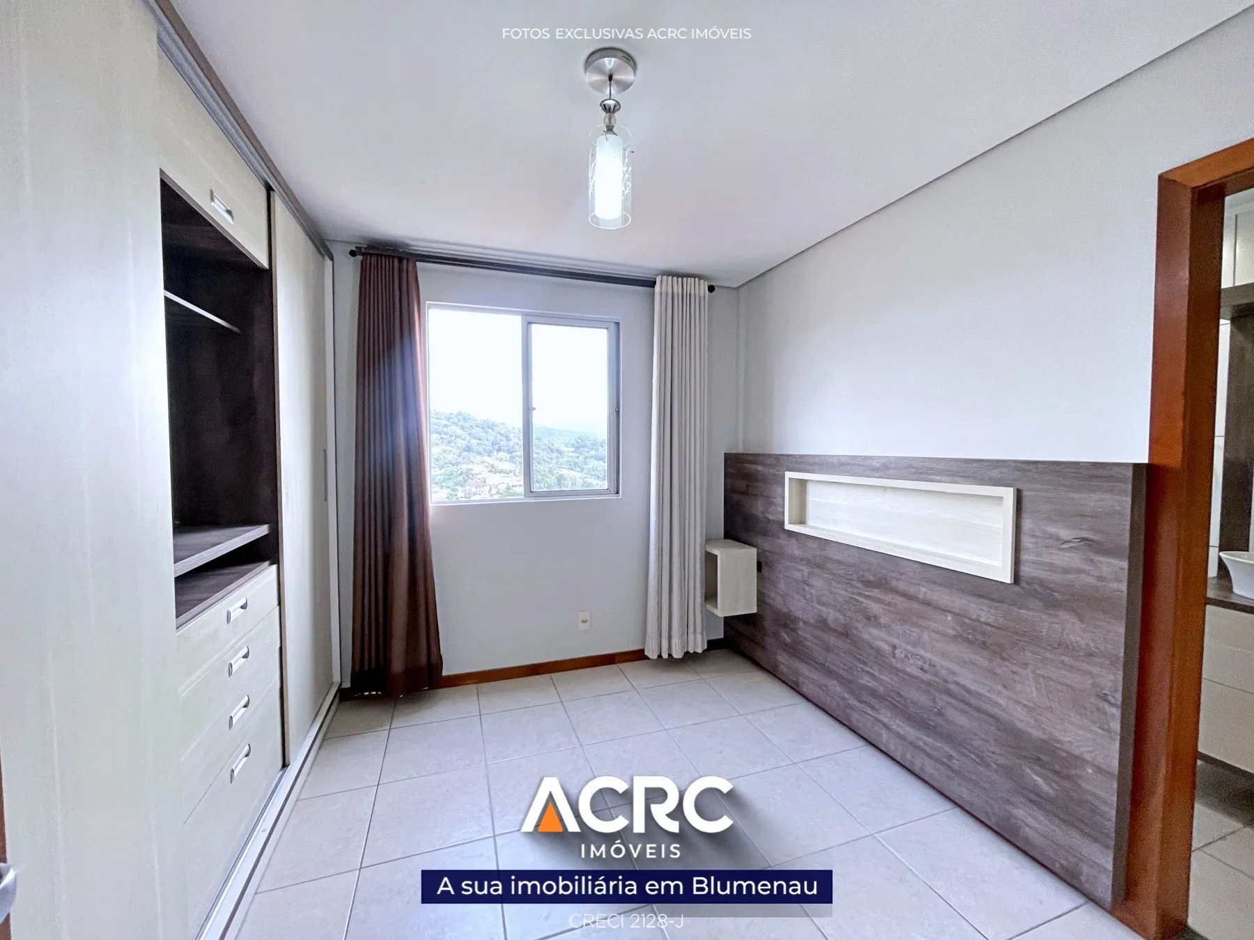 ACRC Imóveis - AP09348 - Apartamento no último andar para Venda no Bairro Água Verde. — foto 6