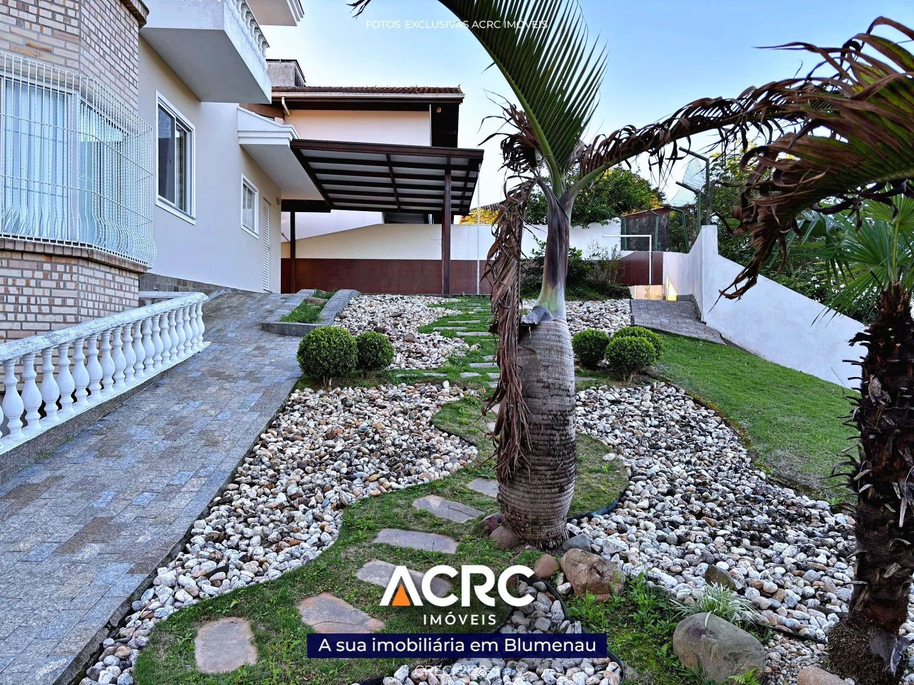 ACRC Imóveis - CA03433 - Sobrado de alto padrão para Venda no Bairro Itoupava Norte — foto 4