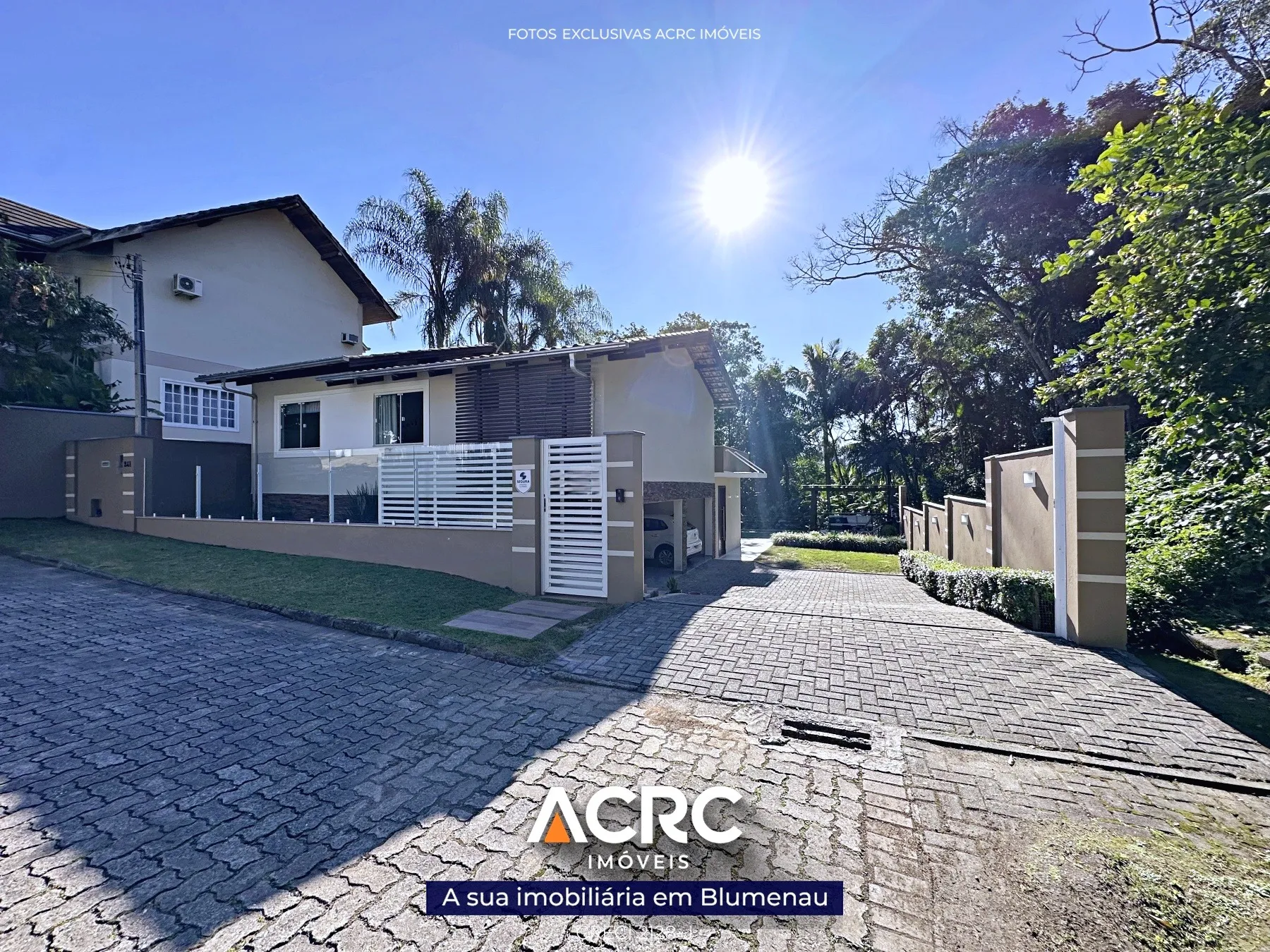 ACRC Imóveis - CA03432 - Sobrado de alto padrão de 02 andares para Venda no Bairro Itoupava Norte — foto 4