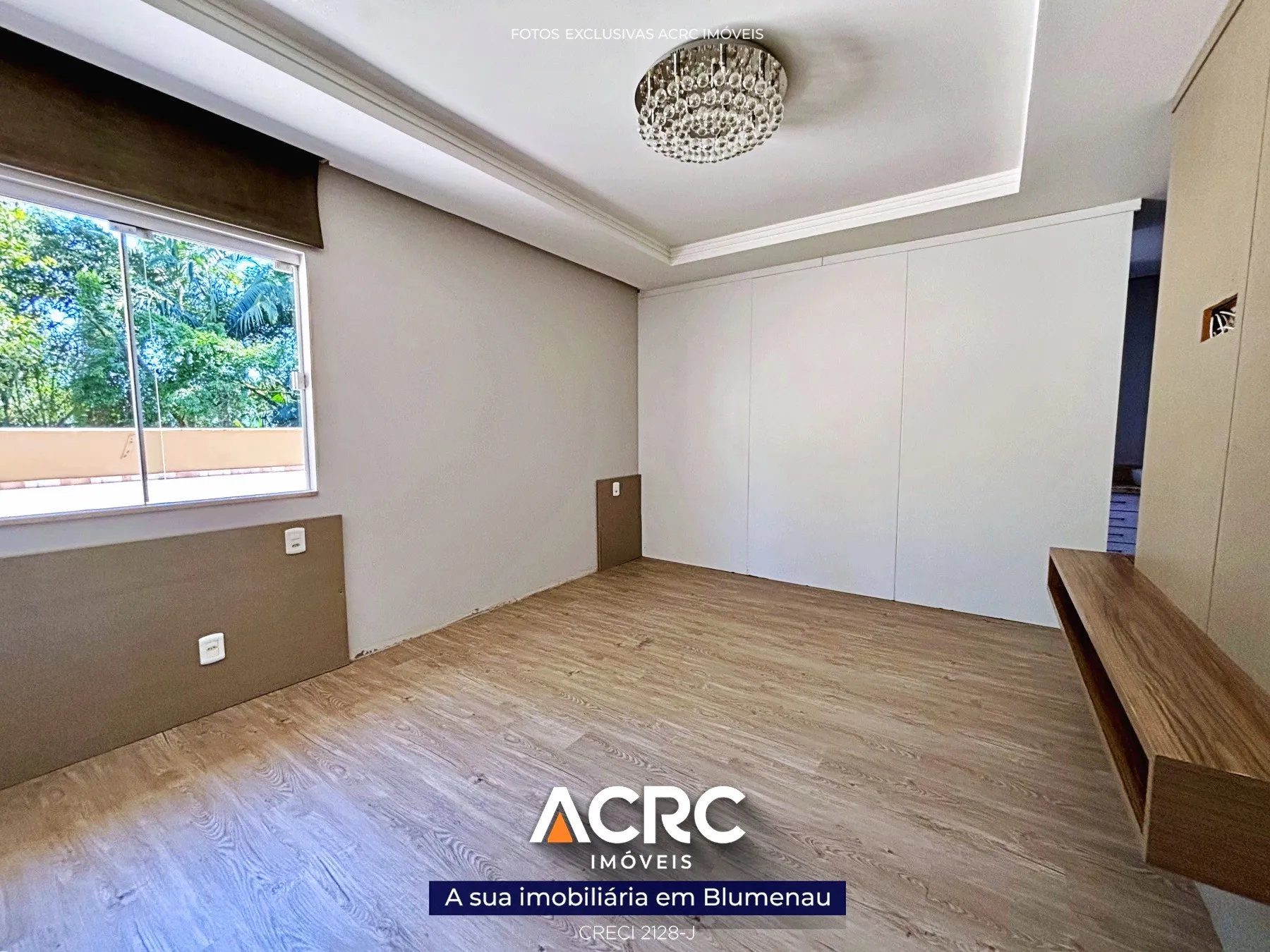 ACRC Imóveis - CA03432 - Sobrado de alto padrão de 02 andares para Venda no Bairro Itoupava Norte — foto 7
