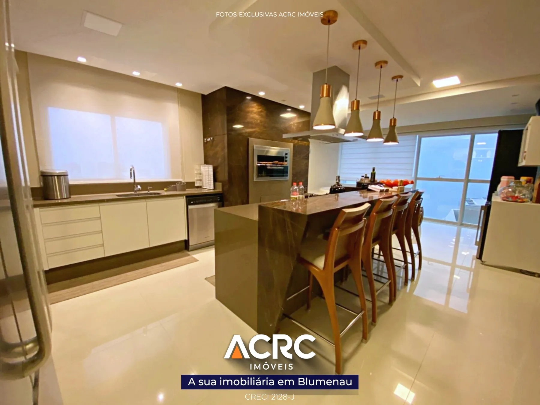 ACRC Imóveis - AP09327 - Apartamento para Venda no Bairro Centro em Balneário — foto 4