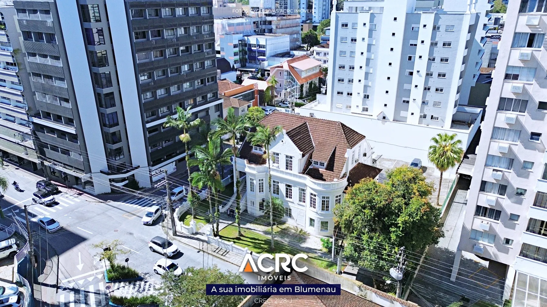 ACRC Imóveis - CA03423 - Casarão histórico para Locação no Bairro Jardim Blumenau — foto 2