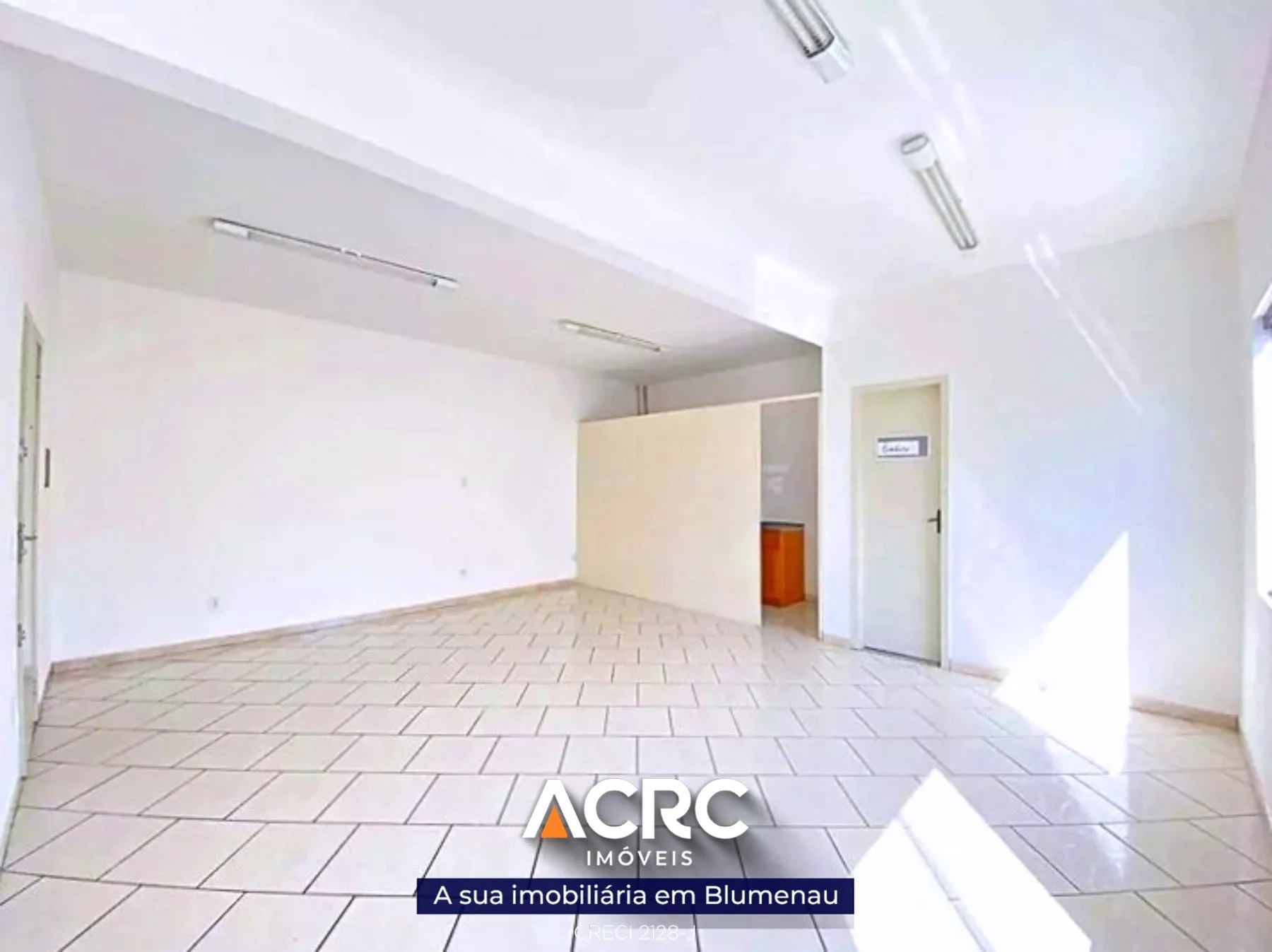 ACRC imóveis - SA01267 - Sala Comercial para Locação no Bairro Garcia — foto 2