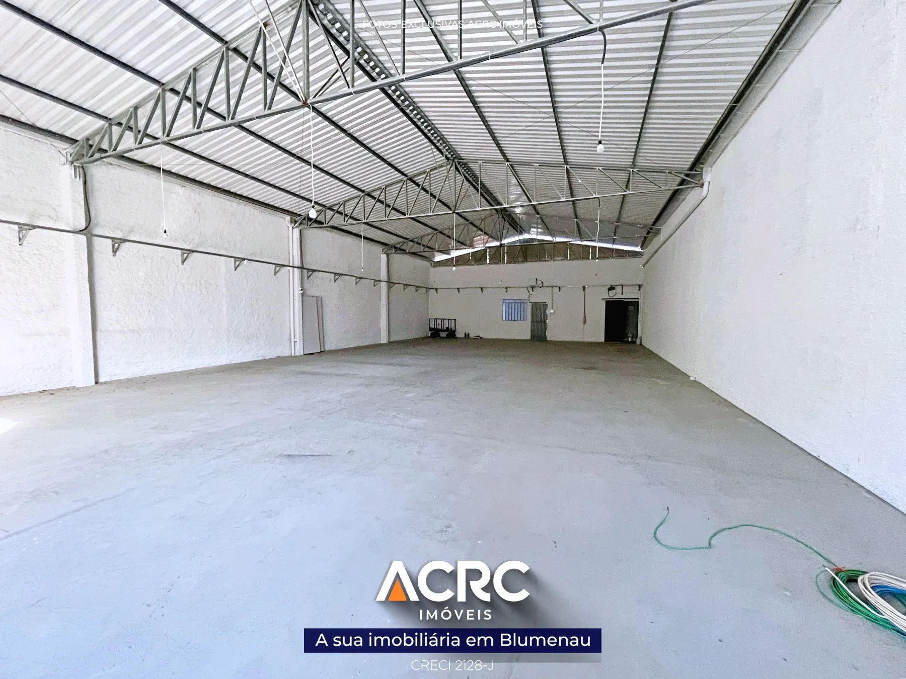 ACRC Imóveis - GL00388 - Galpão para Locação no Bairro Velha Central — foto 2