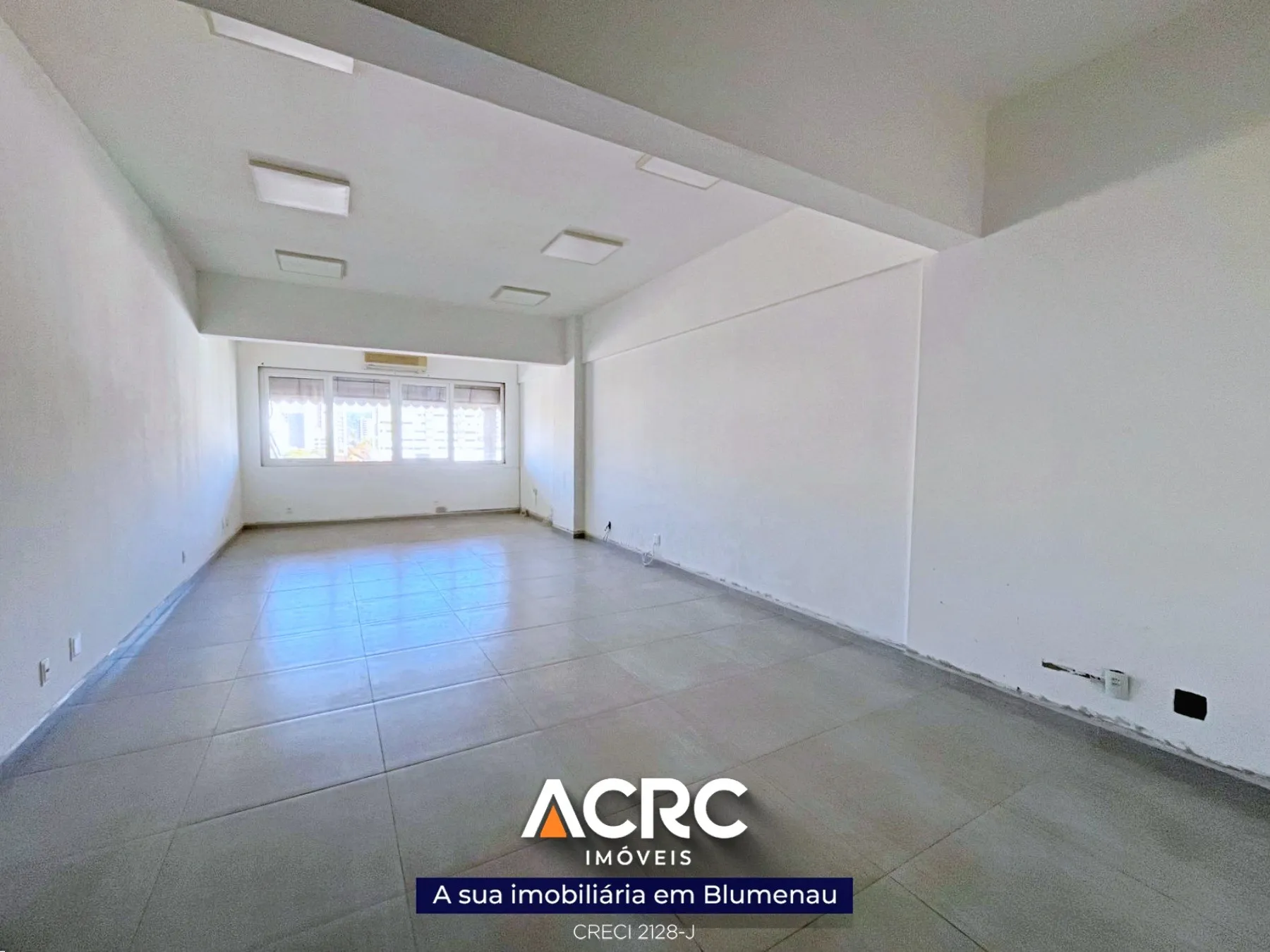 ACRC Imóveis - SA01261 - Sala Comercial para Locação no Bairro Centro - foto 1