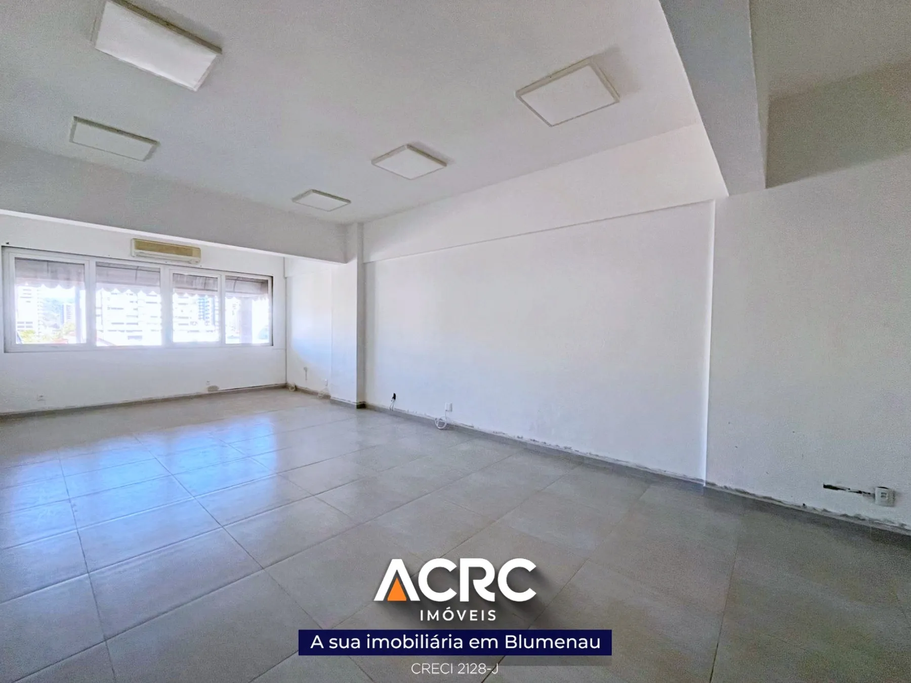 ACRC Imóveis - SA01261 - Sala Comercial para Locação no Bairro Centro — foto 3