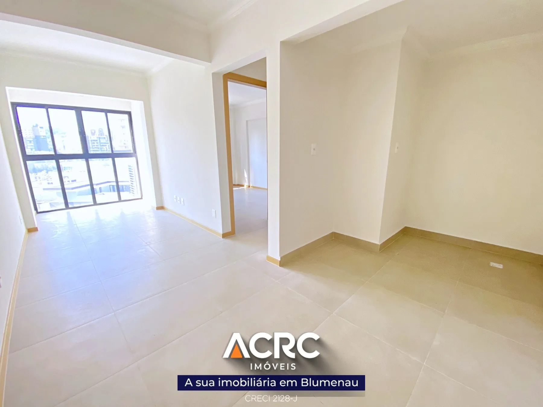 ACRC Imóveis - AP09260 - Apartamento para Venda no Bairro Centro — foto 2