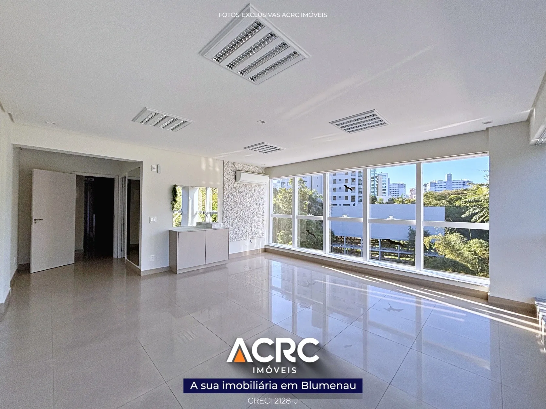 ACRC Imóveis - SA01254 - Sala para Venda no Bairro Jardim Blumenau - foto 1