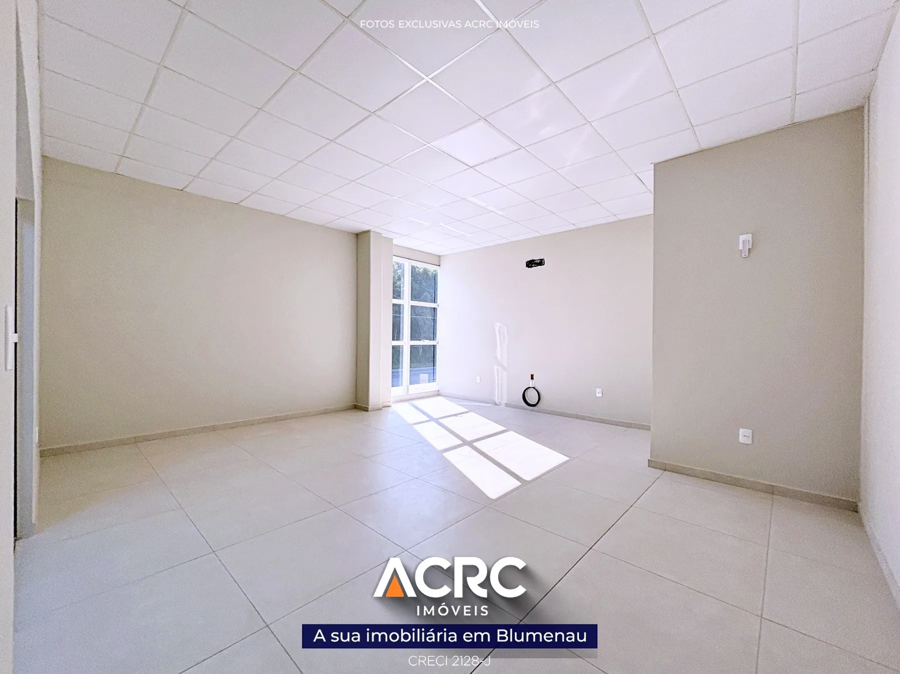 ACRC Imóveis - SA01242 - Sala comercial para Locação no Bairro Itoupava Central — foto 4
