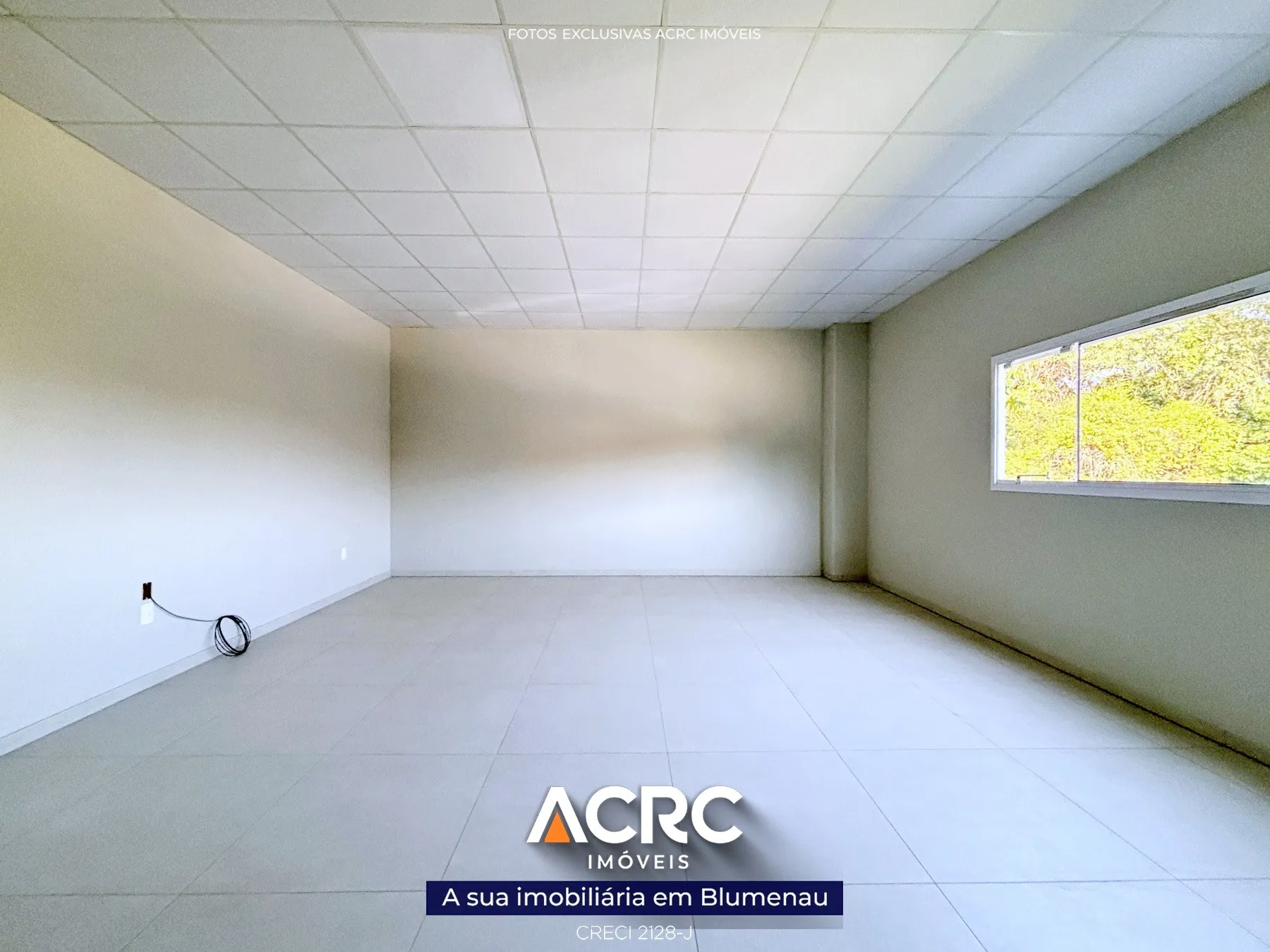 ACRC Imóveis - SA01238 - Sala comercial para Locação no Bairro Itoupava Central — foto 4