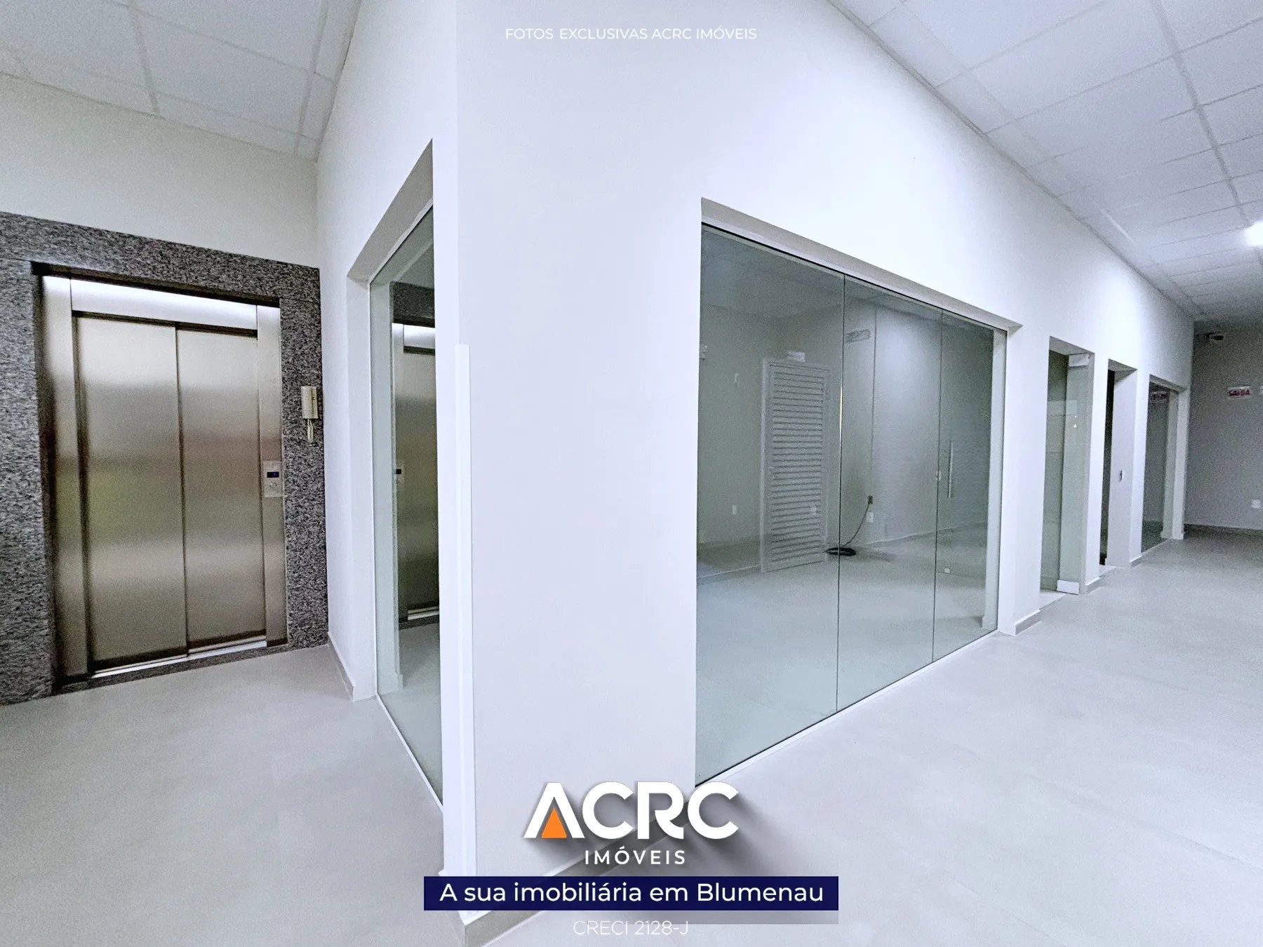 ACRC Imóveis - SA01236 - Sala comercial para Locação no Bairro Itoupava Central — foto 2