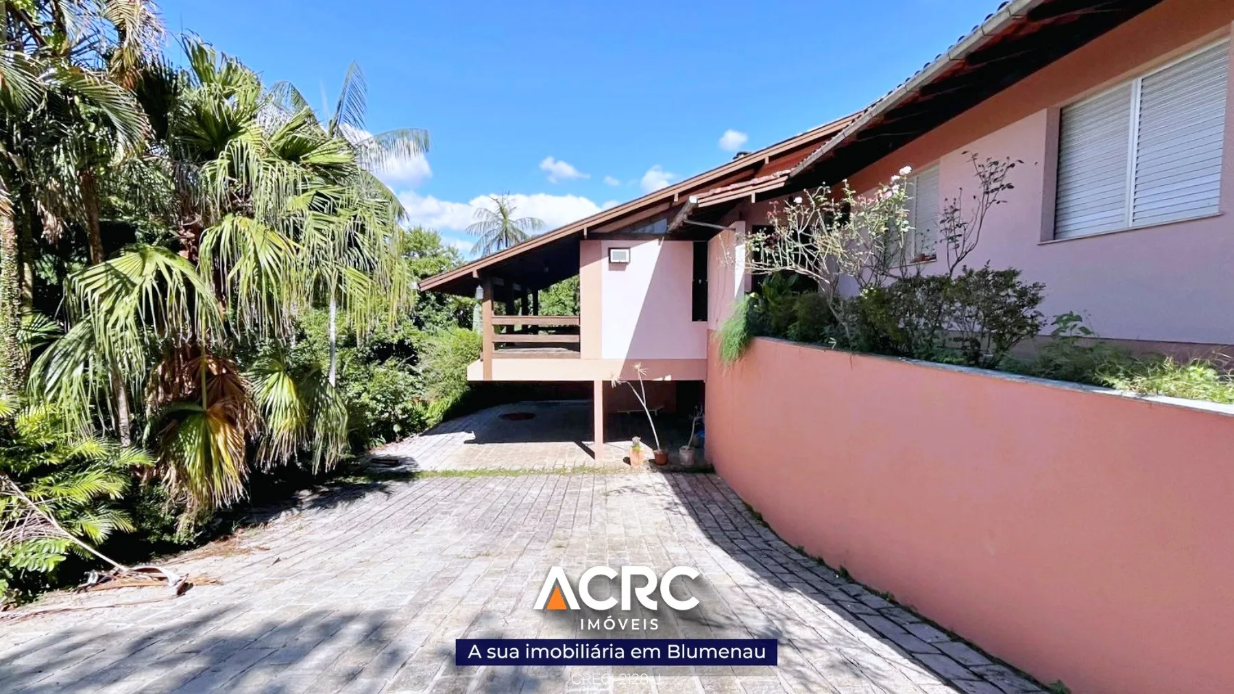ACRC Imóveis - CA03397 - Sobrado de 02 andares para Venda no Bairro Itoupava Seca — foto 2
