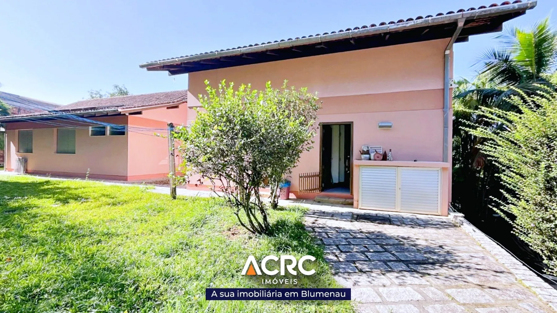 ACRC Imóveis - CA03397 - Sobrado de 02 andares para Venda no Bairro Itoupava Seca — foto 4