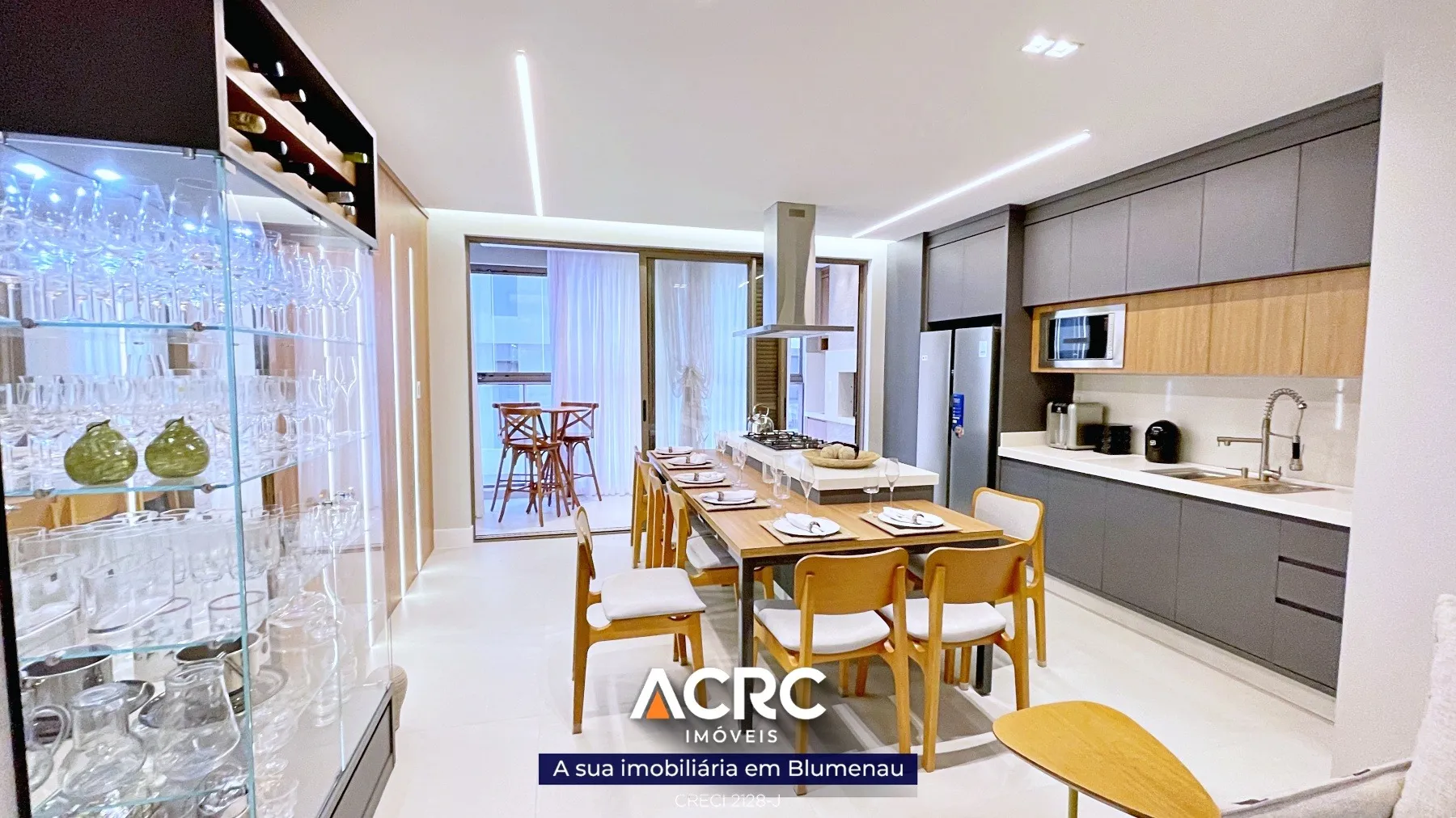 ACRC Imóveis - AP09218 - Apartamento no último andar para Venda no Bairro - Praia Brava - foto 1