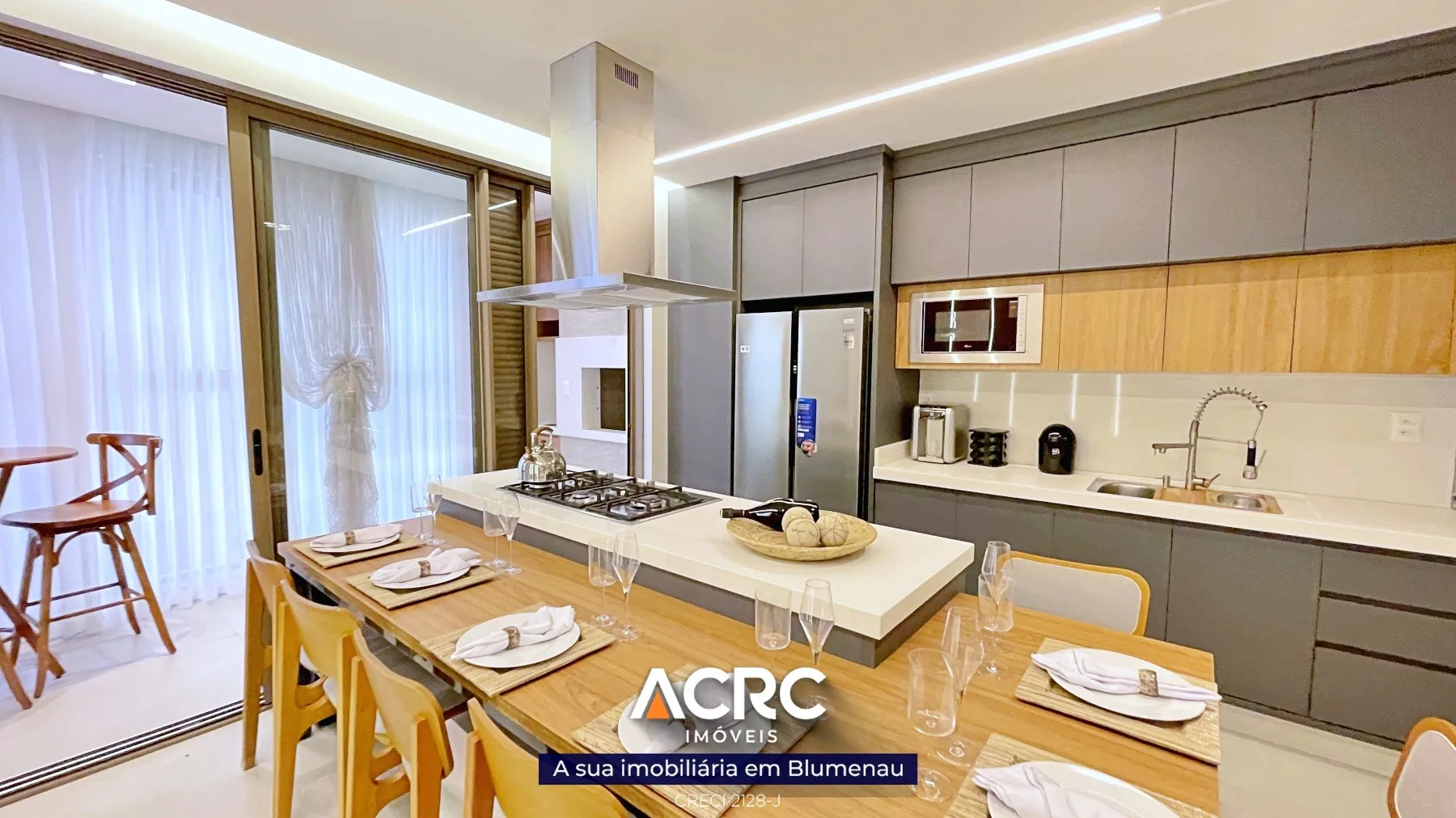 ACRC Imóveis - AP09218 - Apartamento no último andar para Venda no Bairro - Praia Brava — foto 2