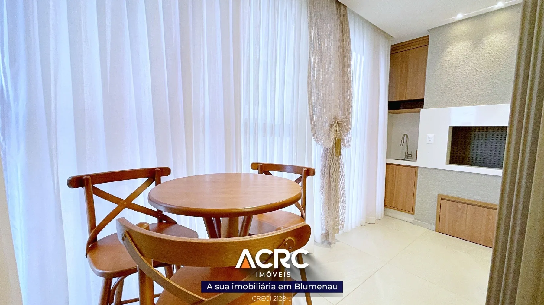 ACRC Imóveis - AP09218 - Apartamento no último andar para Venda no Bairro - Praia Brava — foto 4