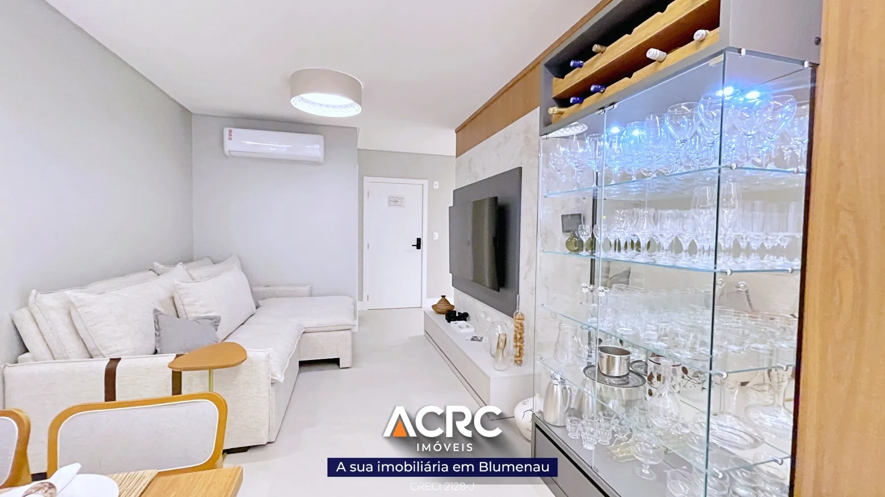 ACRC Imóveis - AP09218 - Apartamento no último andar para Venda no Bairro - Praia Brava — foto 5