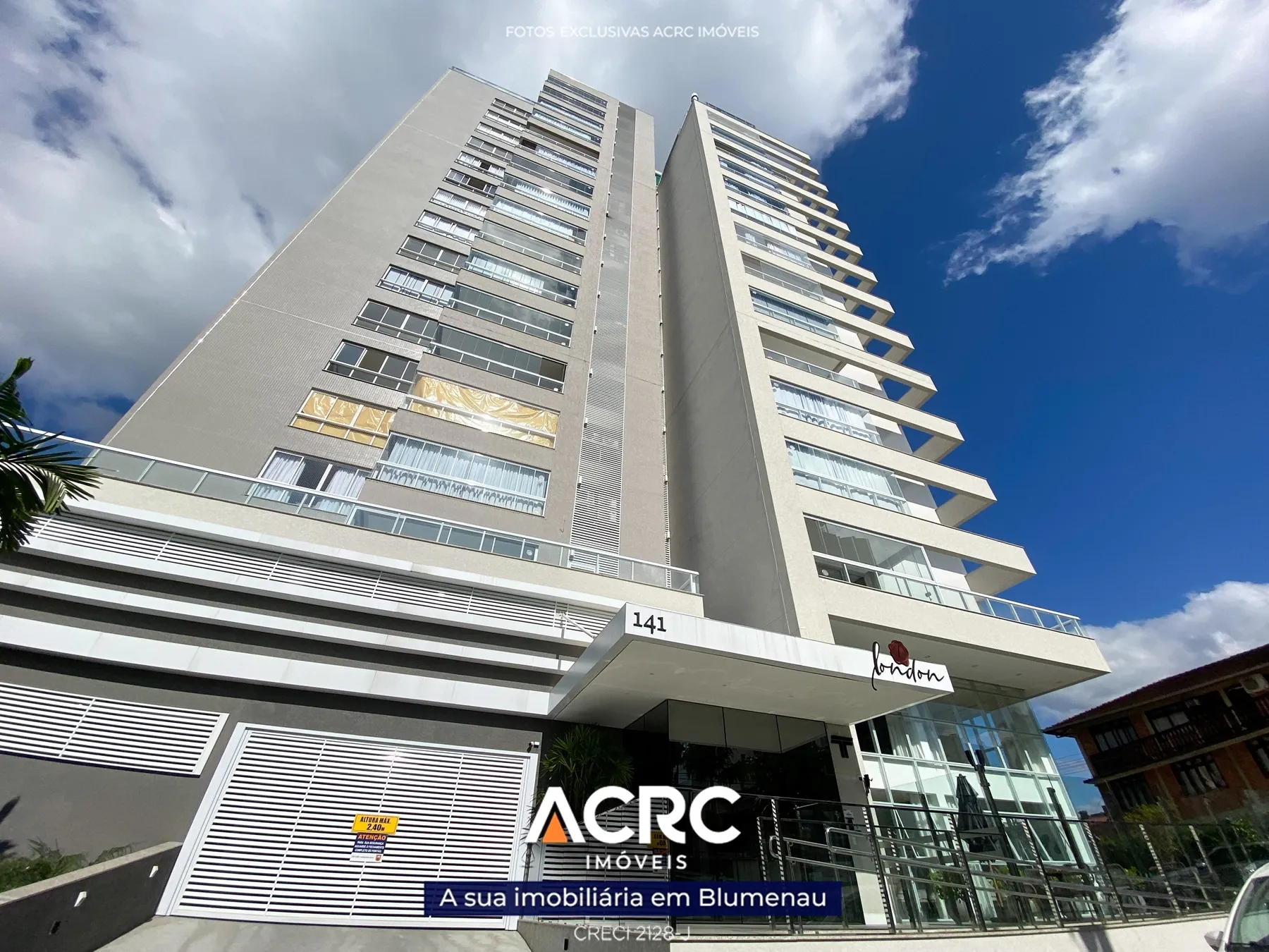 ACRC Imóveis - AP09211 - Apartamento no último andar para Venda no Bairro Vila Nova. - foto 1