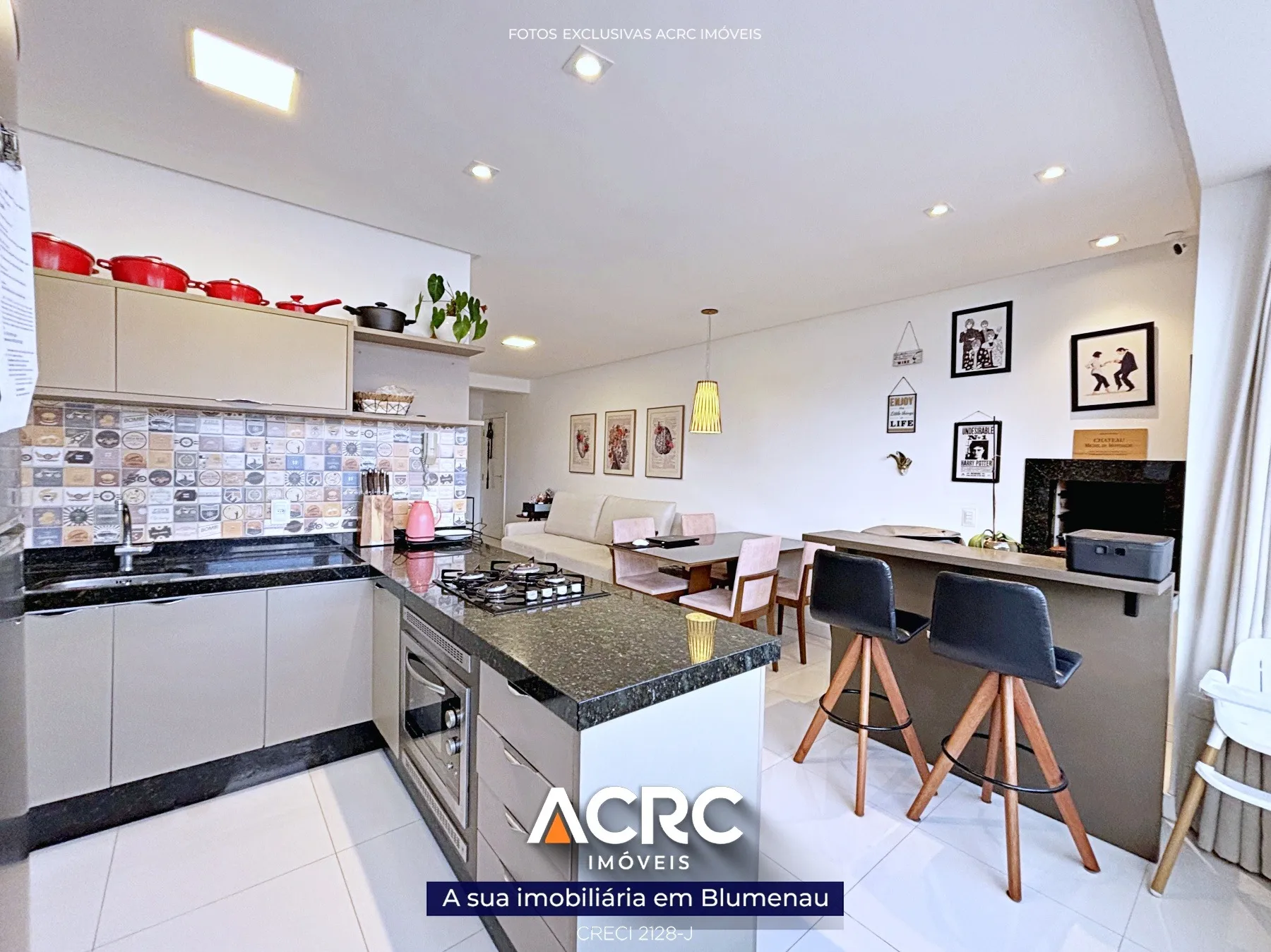 APTO CONFORTÁVEL EM CONDOMÍNIO COMPLETO, A 500 METROS DO MAR — foto 5