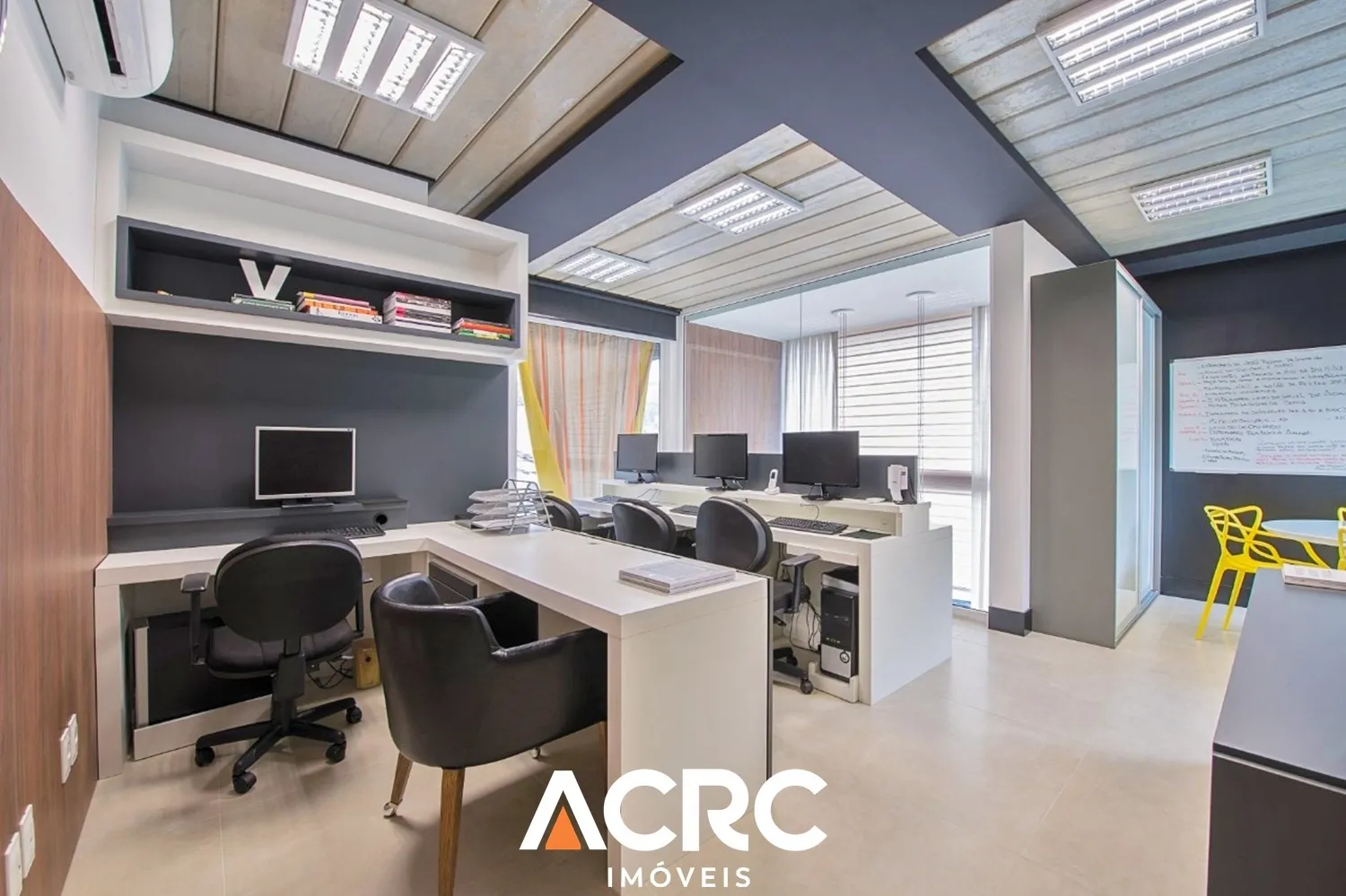 ACRC Imóveis - Prédio comercial com 04 salas e recepção para Venda no Bairro Itoupava Norte - foto 1