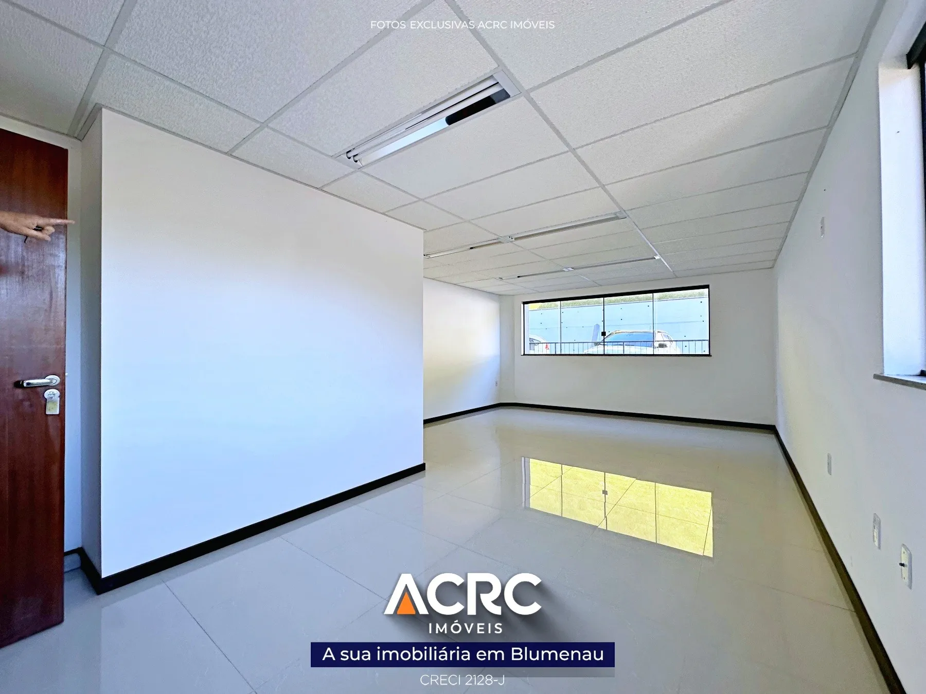 ACRC Imóveis - SA01216 - Sala para Locação no Bairro Vila Itoupava — foto 4