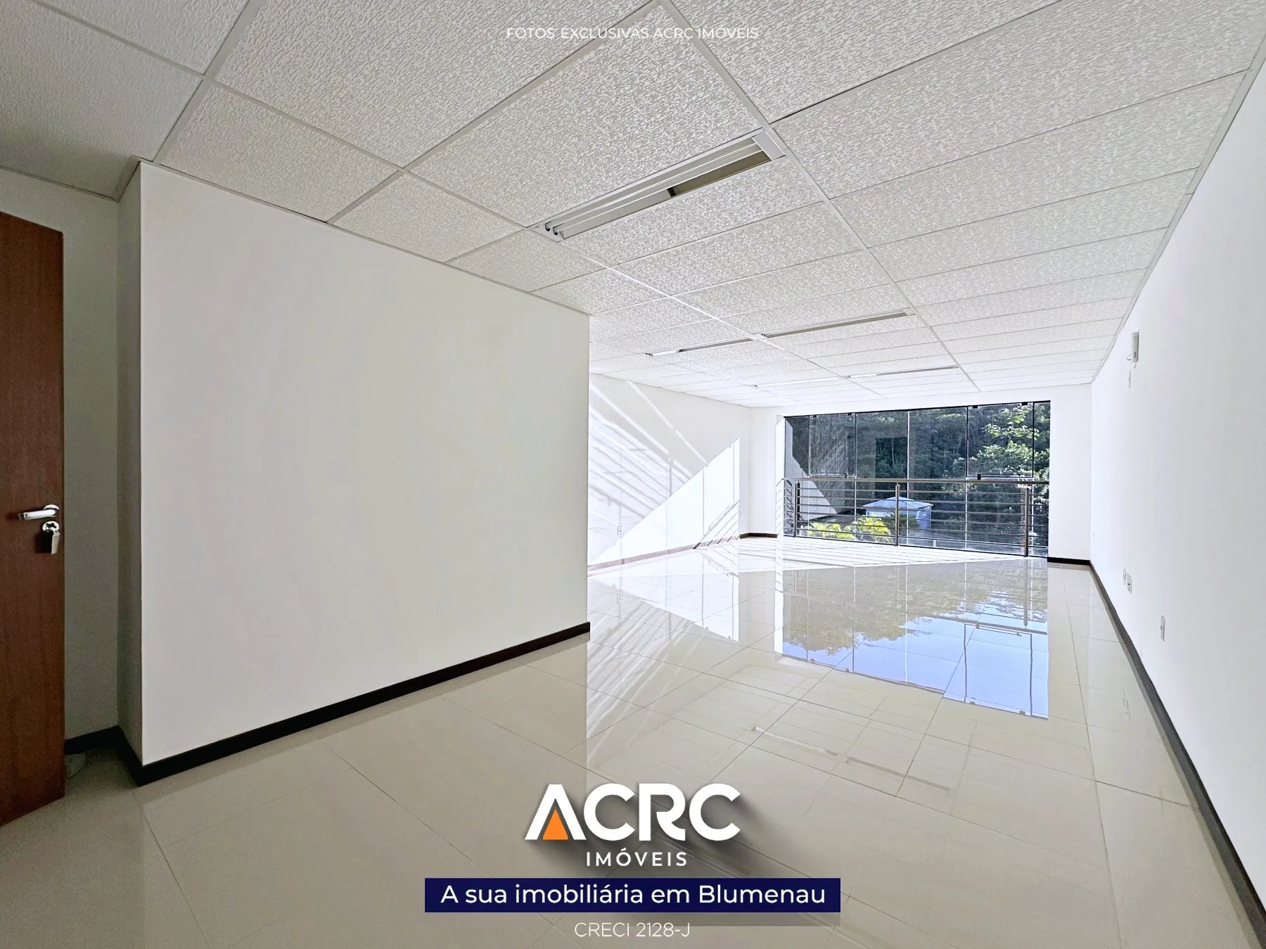ACRC Imóveis - SA01215 - Sala para Locação no Bairro Vila Itoupava — foto 4
