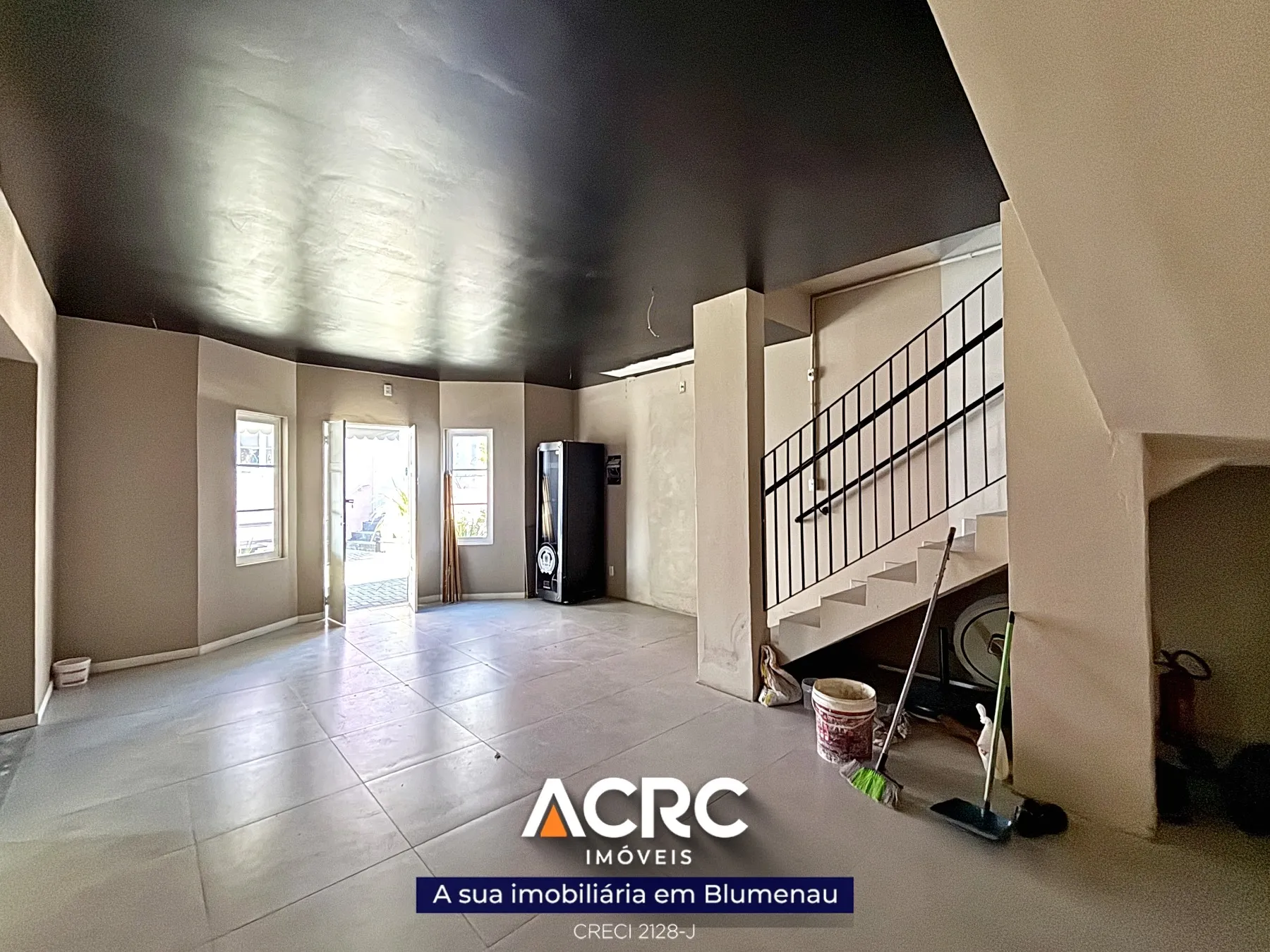 ACRC Imóveis - Loja para Locação no Bairro Velha ao lado da Vila Germânica — foto 4