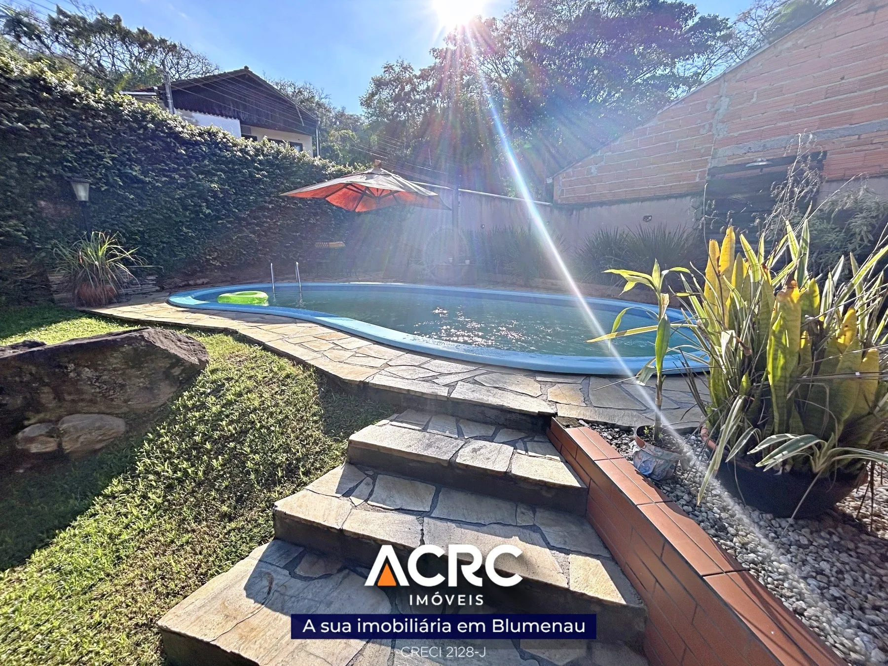 ACRC Imóveis - CA03367 - Casa para Venda no Bairro Badenfurt em Blumenau. — foto 2