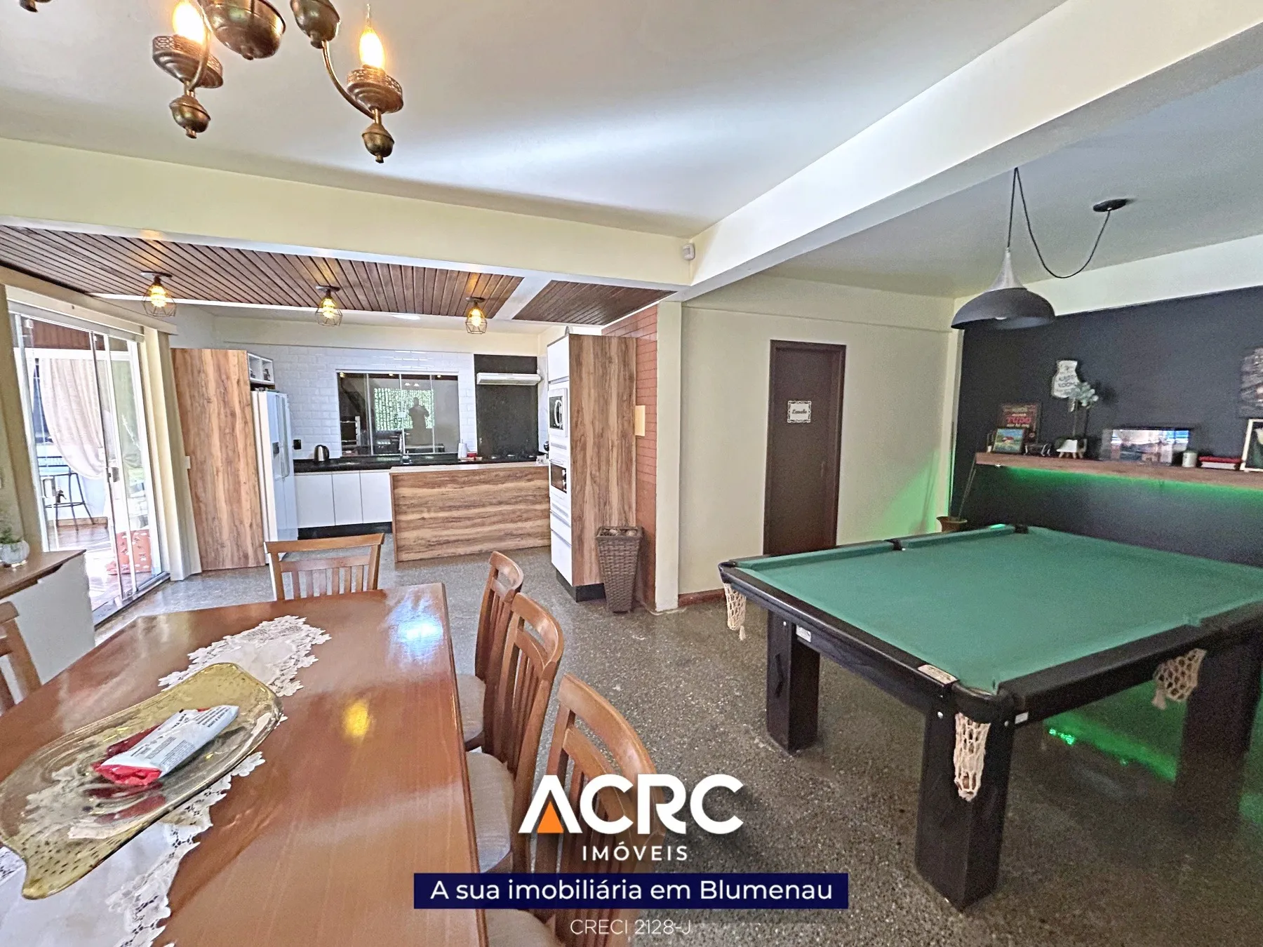 ACRC Imóveis - CA03367 - Casa para Venda no Bairro Badenfurt em Blumenau. — foto 4