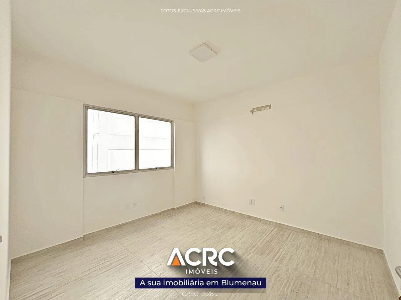 ACRC Imóveis - SA01198 - Sala para Locação no Centro de Blumenau — foto 4
