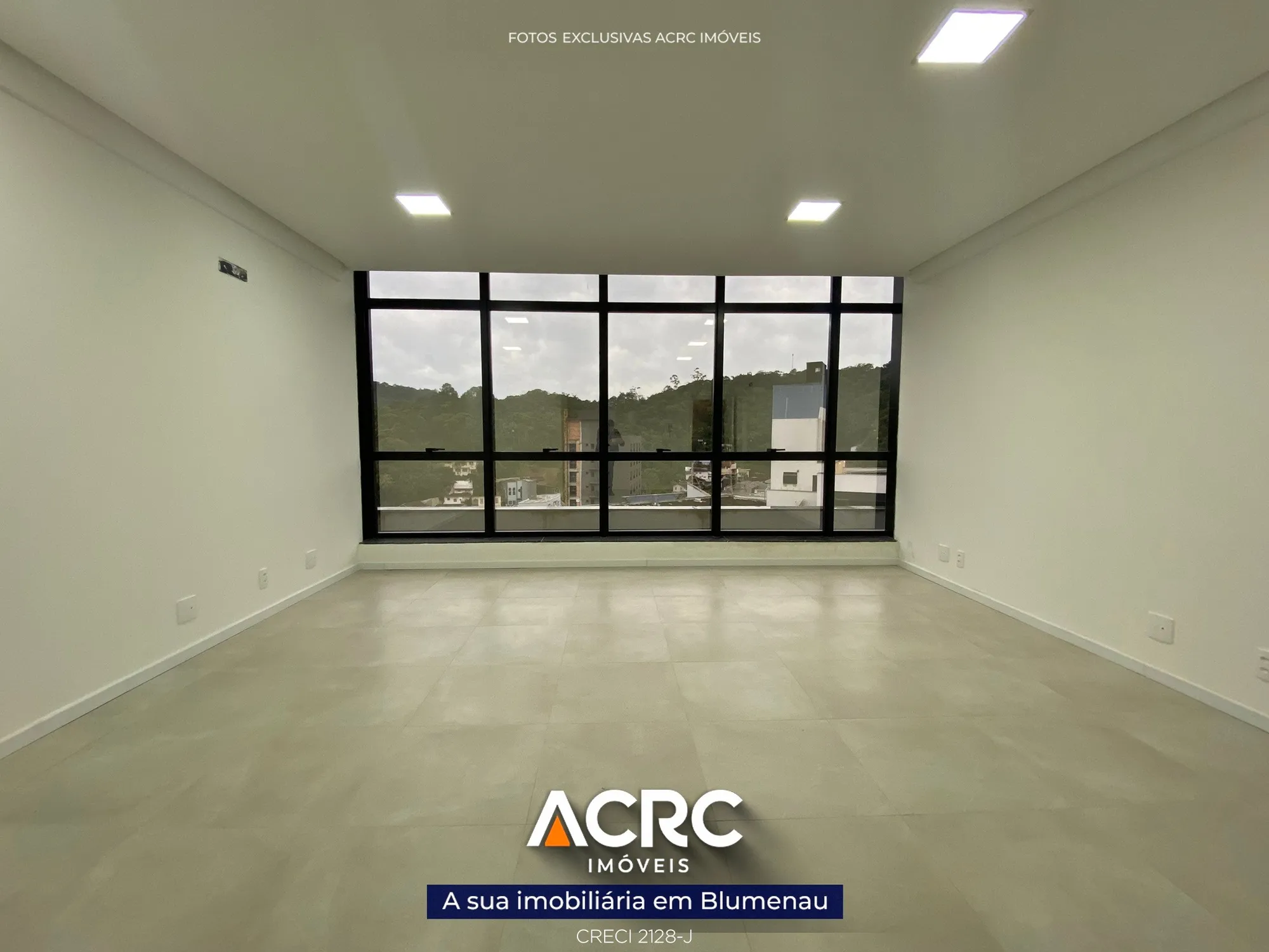 ACRC Imóveis - SA01194 - Sala Comercial para Venda no Bairro Garcia — foto 2