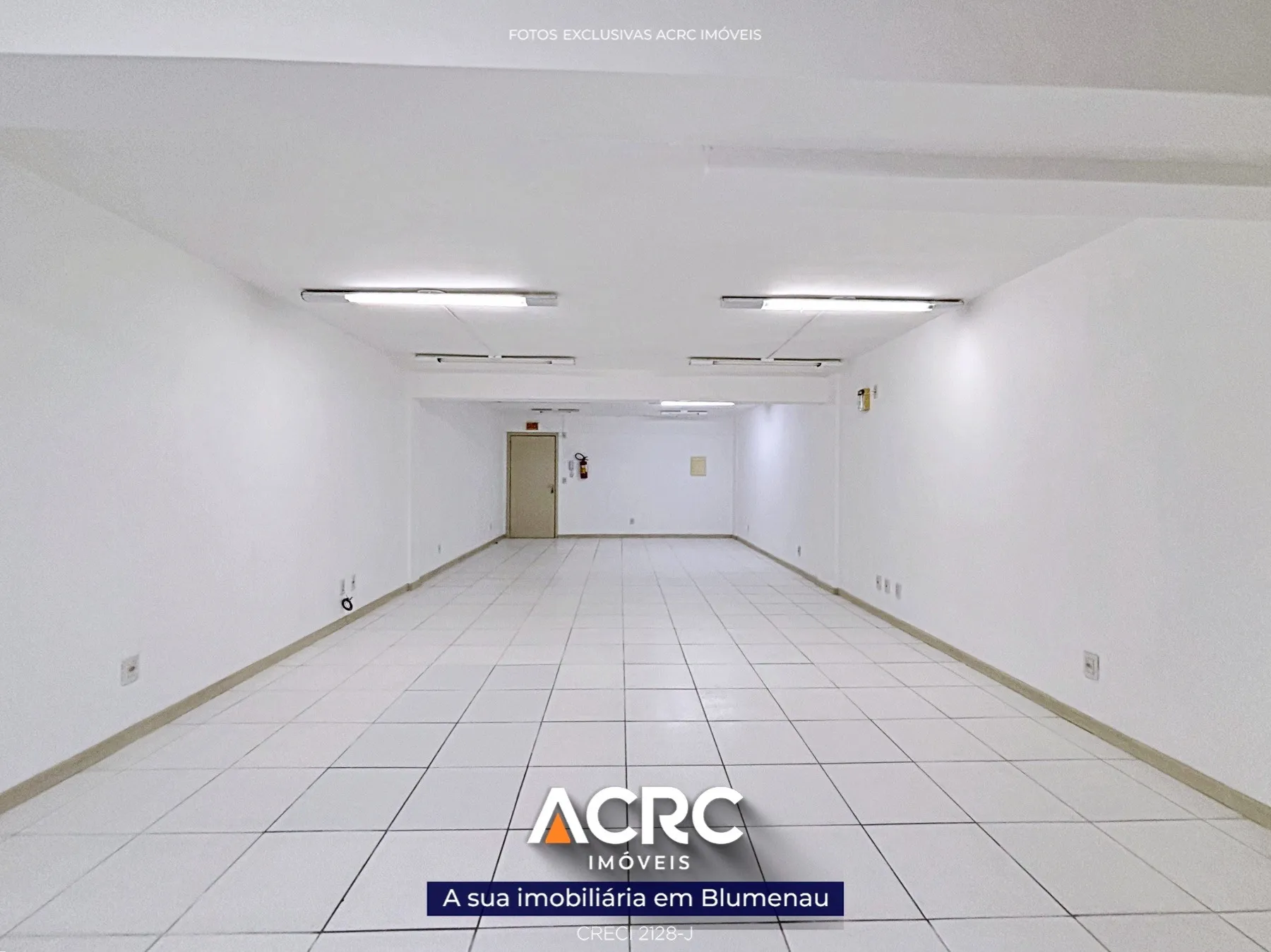 ACRC Imóveis - SA01191 - Sala para Locação no Bairro Ponta Aguda — foto 6