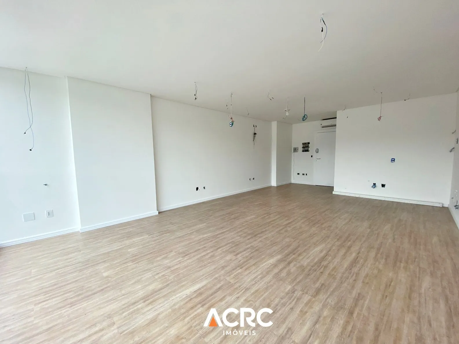 ACRC Imóveis - SA01189 - Sala comercial para Venda no Bairro da Velha — foto 5