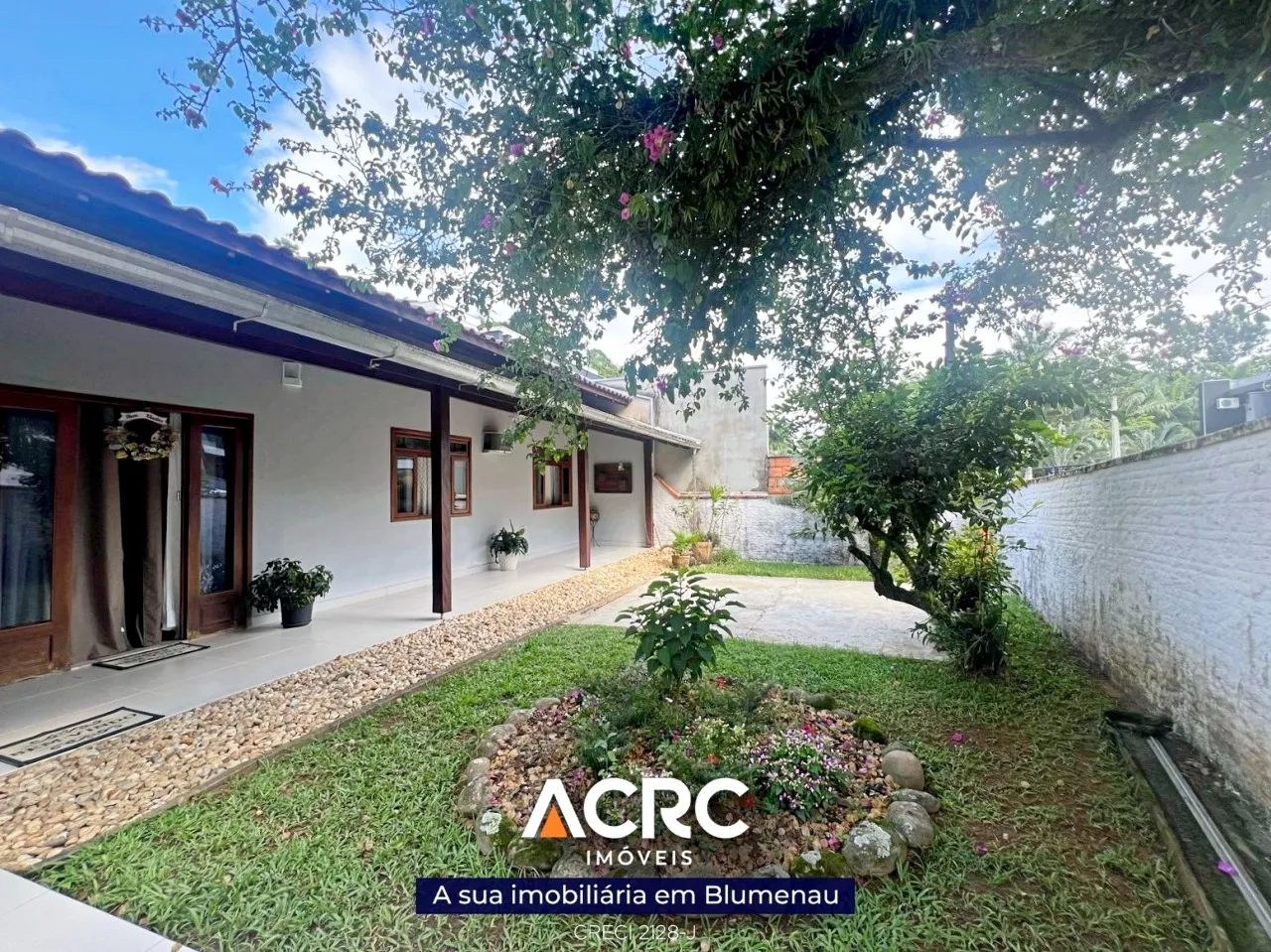 ACRC Imóveis - CA03313 - Casa para Venda no Bairro Fortaleza - foto 1