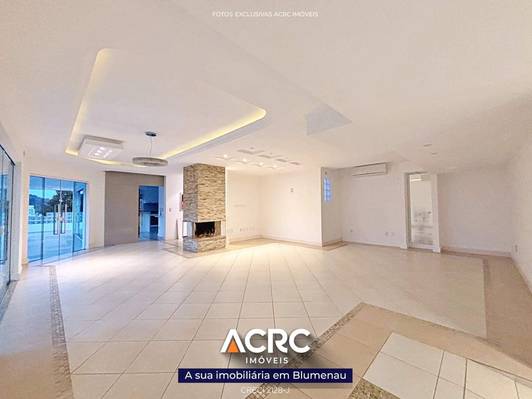 ACRC Imóveis - CA03307 - Casa para Venda no Centro de Blumenau — foto 4