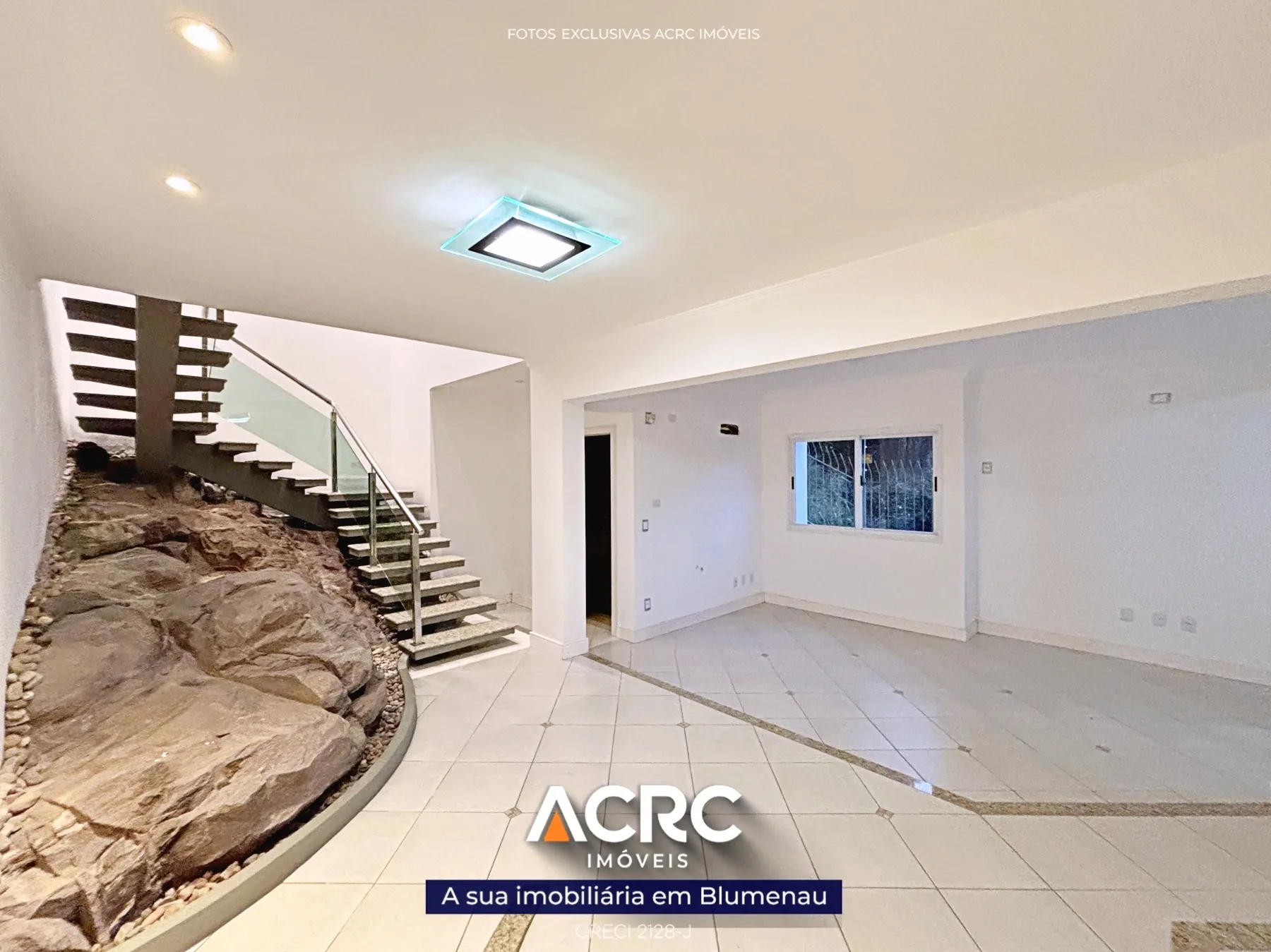 ACRC Imóveis - CA03307 - Casa para Venda no Centro de Blumenau — foto 7