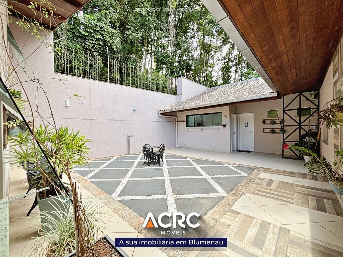 Casa · à venda · 3 quartos · 394m² · Velha, Blumenau