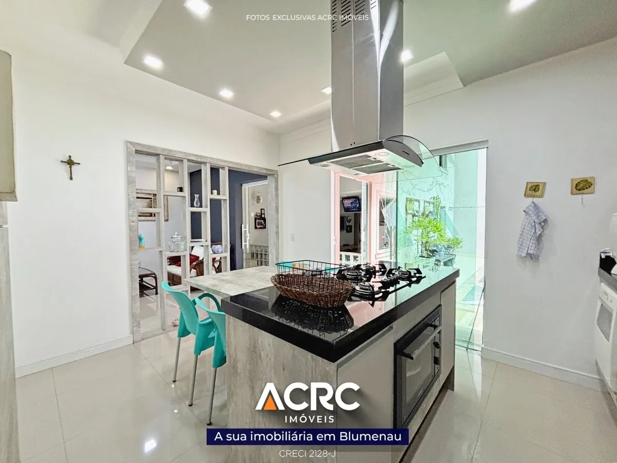 Casa · à venda · 3 quartos · 394m² · Velha, Blumenau