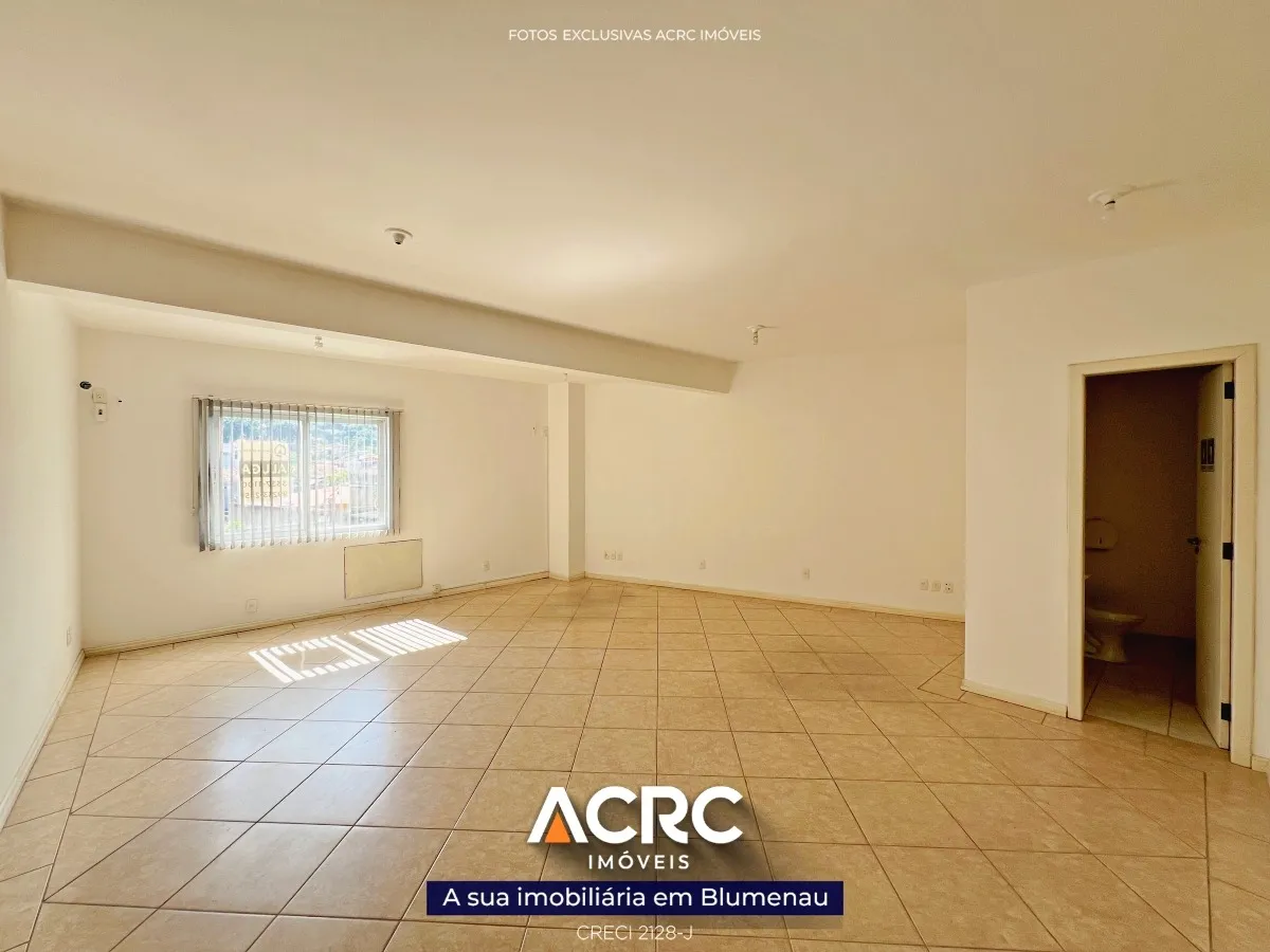 ACRC Imóveis - SA01171 - Sala para Locação em Blumenau no Bairro Itoupava Norte - foto 1