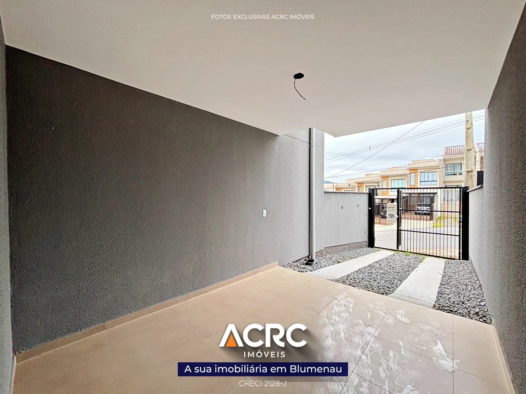 ACRC Imóveis - CA03276 - Sobrado para Venda no Bairro Fortaleza Alta — foto 2
