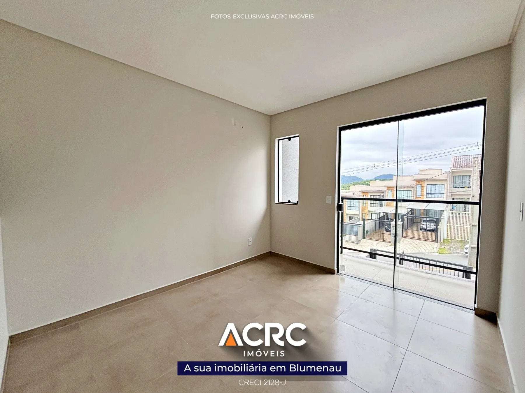 ACRC Imóveis - CA03276 - Sobrado para Venda no Bairro Fortaleza Alta — foto 4