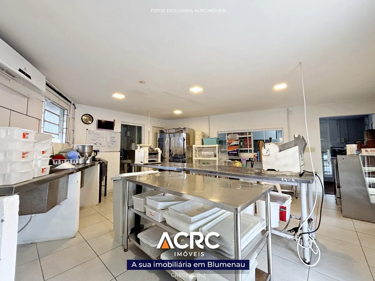 ACRC Imóveis - Ponto comercial para Venda no Bairro Água Verde — foto 2